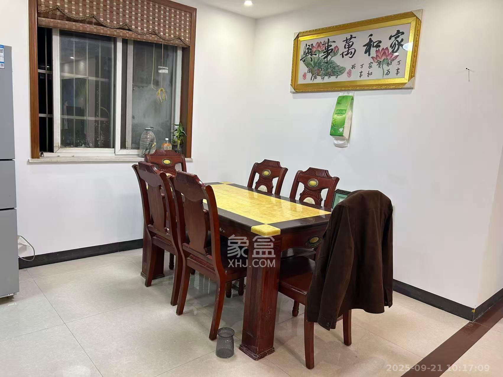 筑梦园 4室2厅2卫 2600.0元/月 筑梦园 4室2厅2卫 2600.0元/月室内图