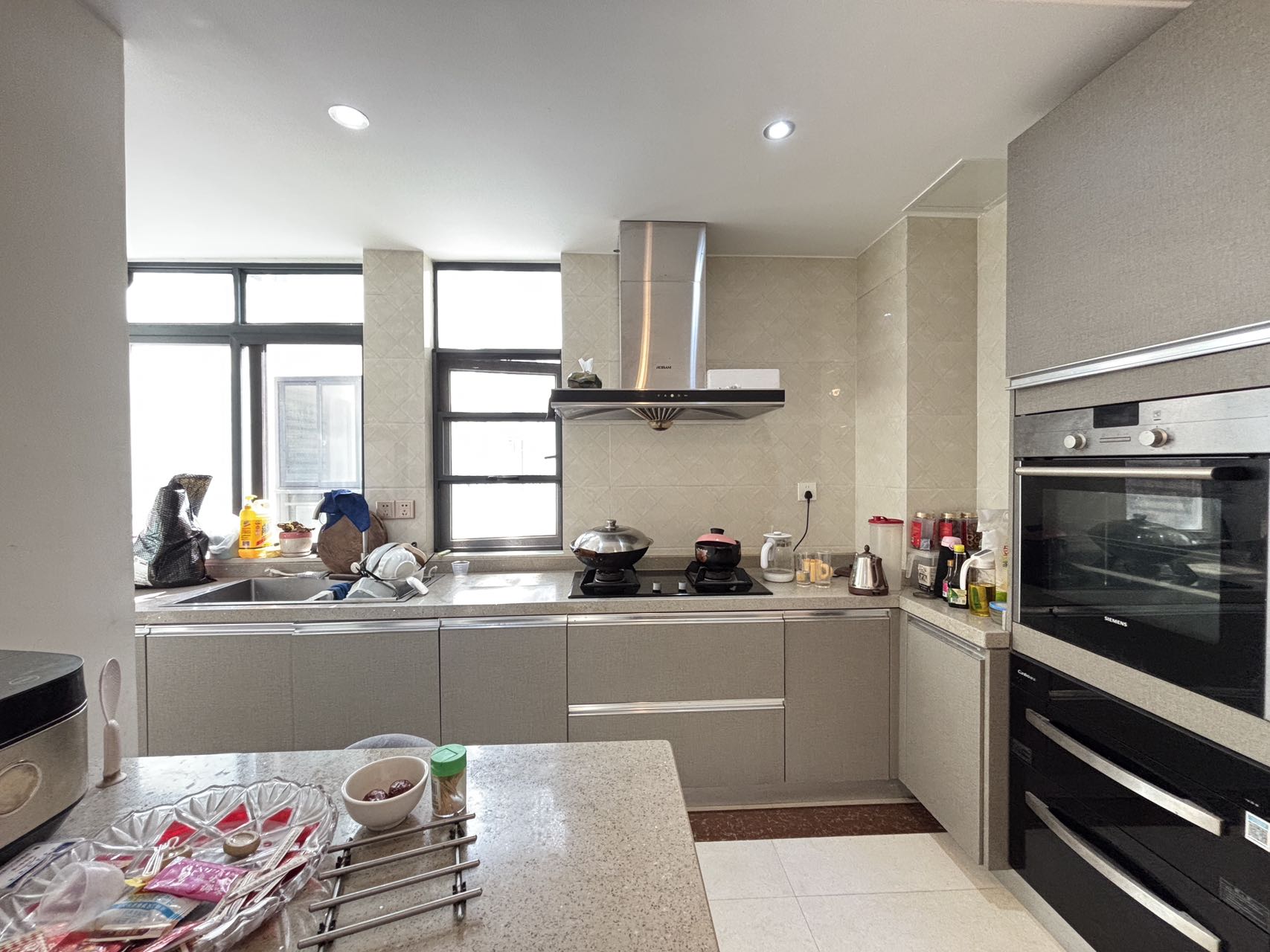 伊泰天骄一期 2室2厅1卫 118.0万 伊泰天骄一期 2室2厅1卫 118.0万室内图