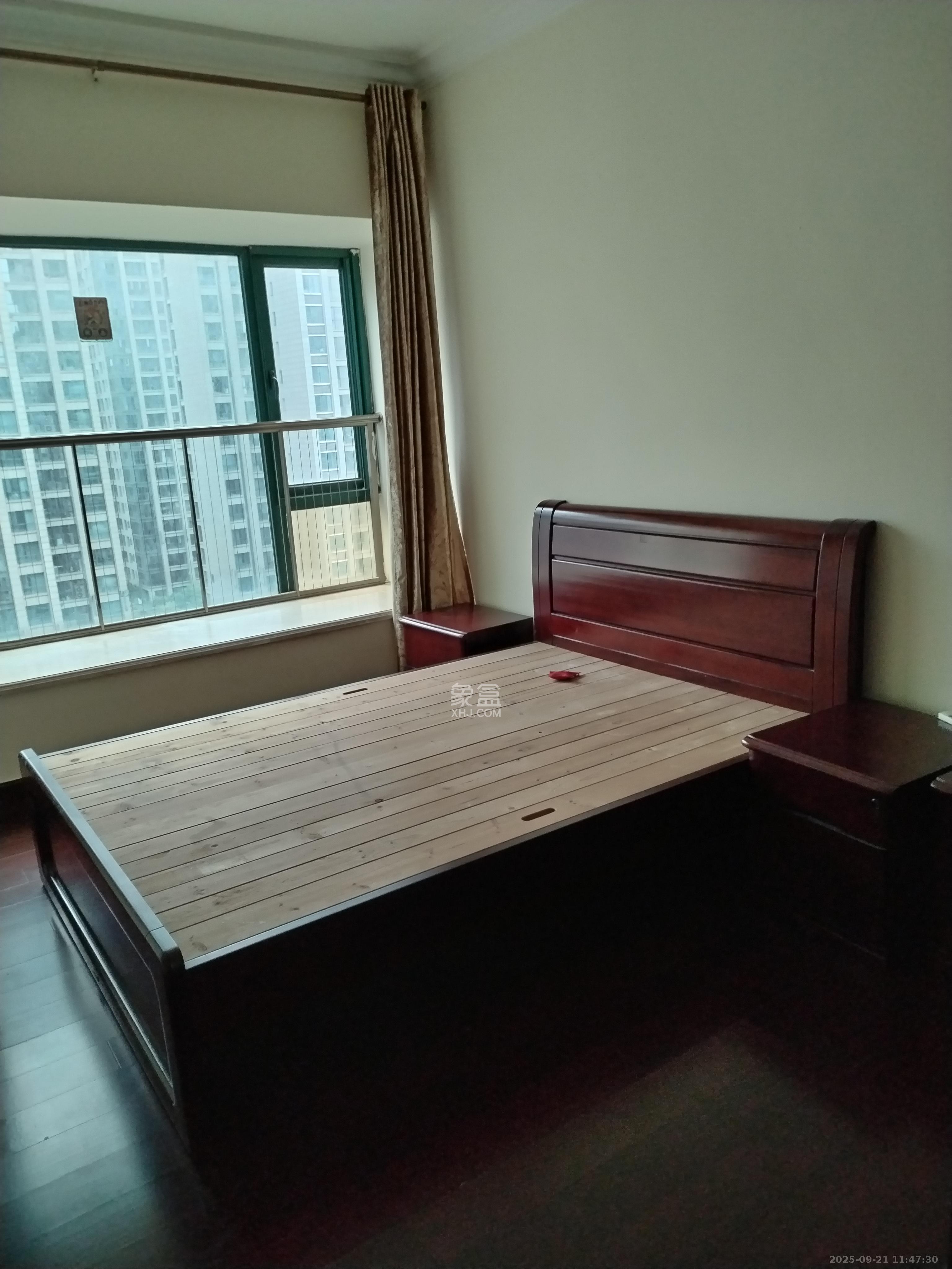 恒大华府 4室2厅2卫 4600.0元/月 恒大华府 4室2厅2卫 4600.0元/月室内图