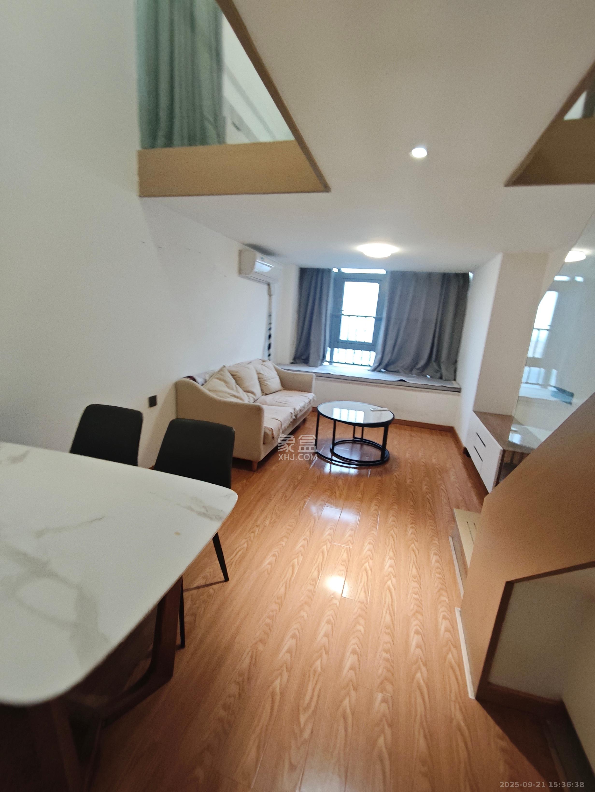 阳光城檀悦  1室1厅1卫    2800.0元/月室内图