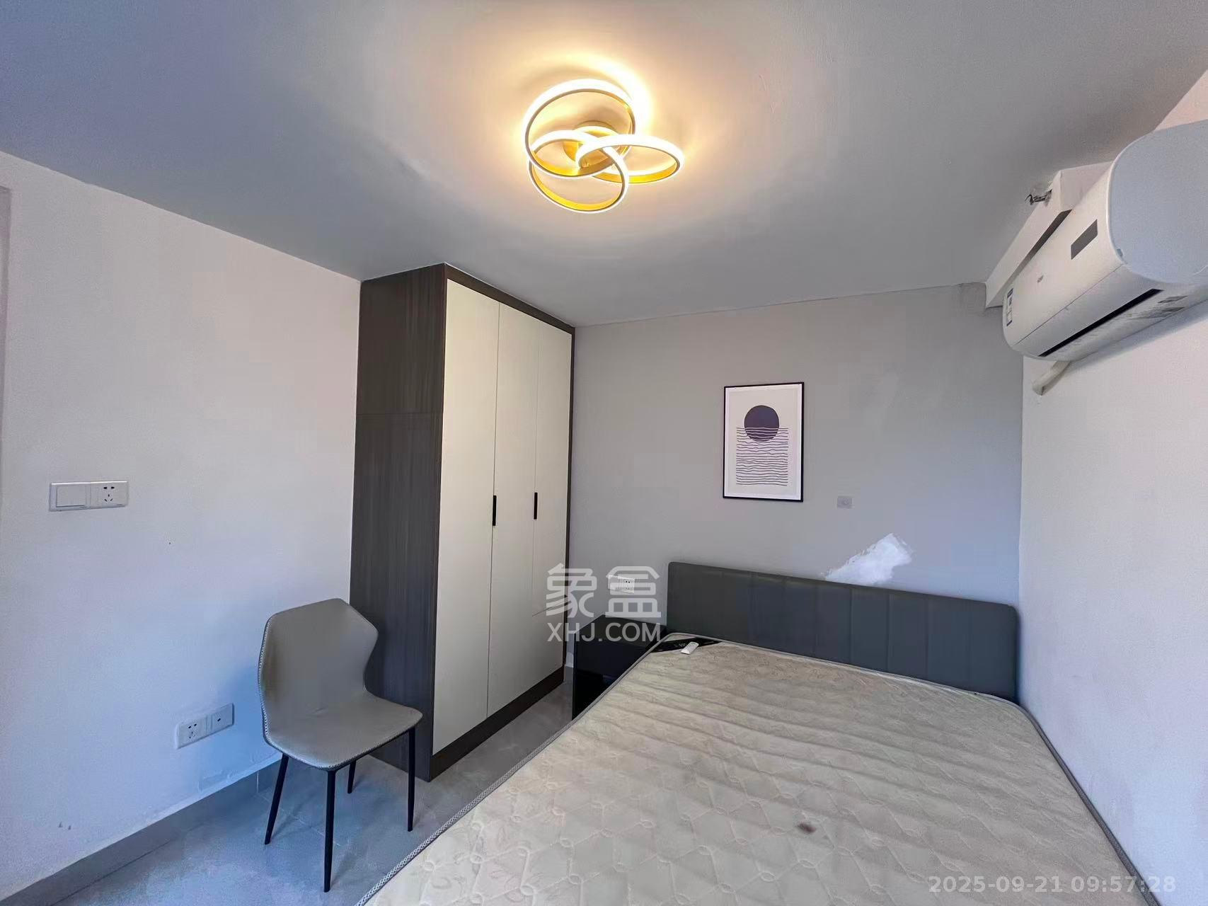 卓越中寰 3室2厅2卫 2600.0元/月 卓越中寰 3室2厅2卫 2600.0元/月室内图