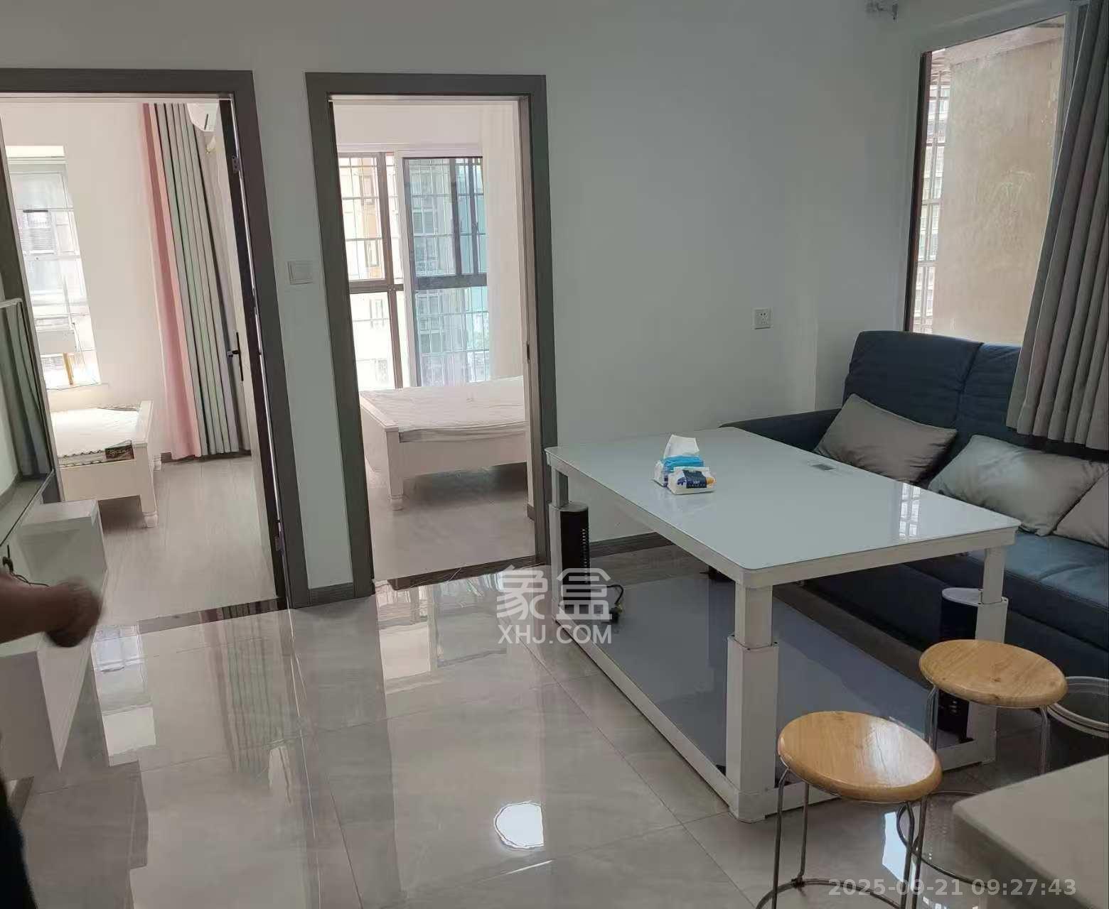 尚上美寓  2室2厅1卫    2600.0元/月室内图1