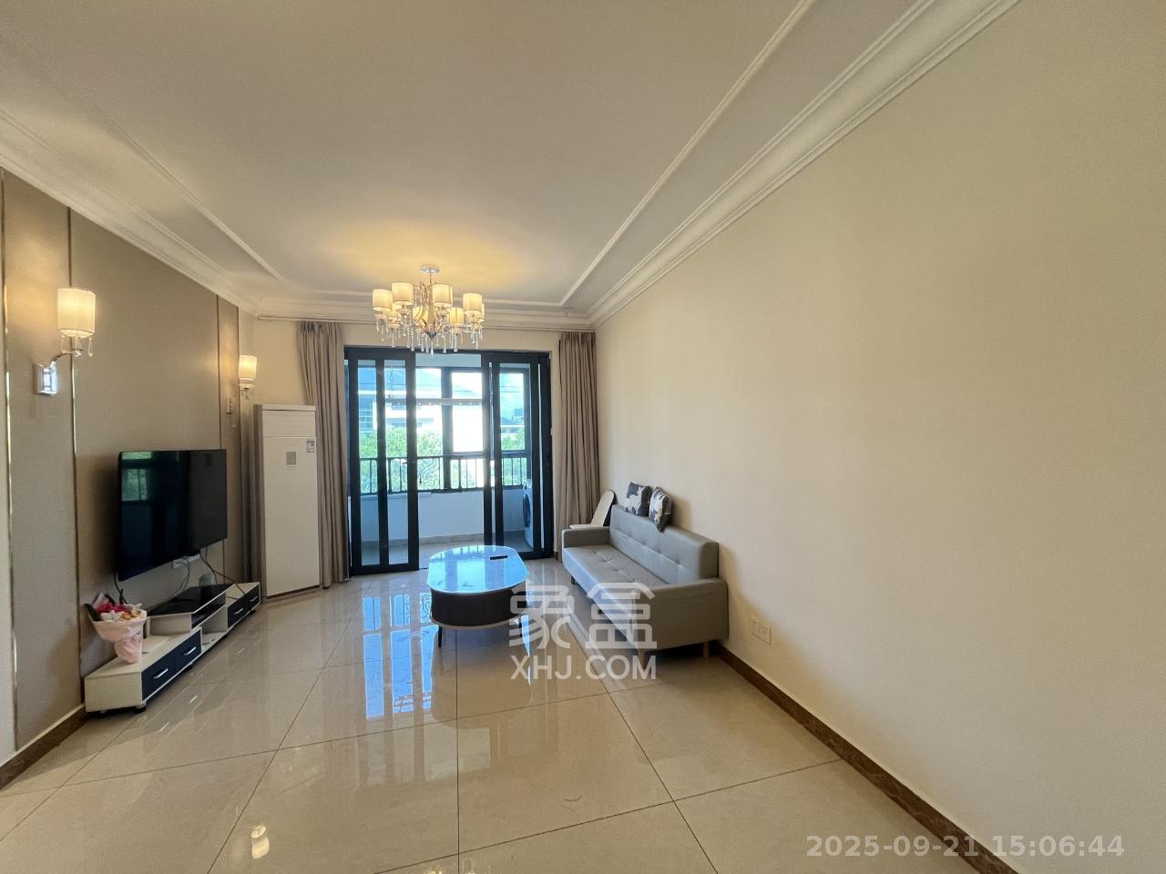 恒大江湾  3室2厅1卫    2400.0元/月 恒大江湾  3室2厅1卫    2400.0元/月室内图1