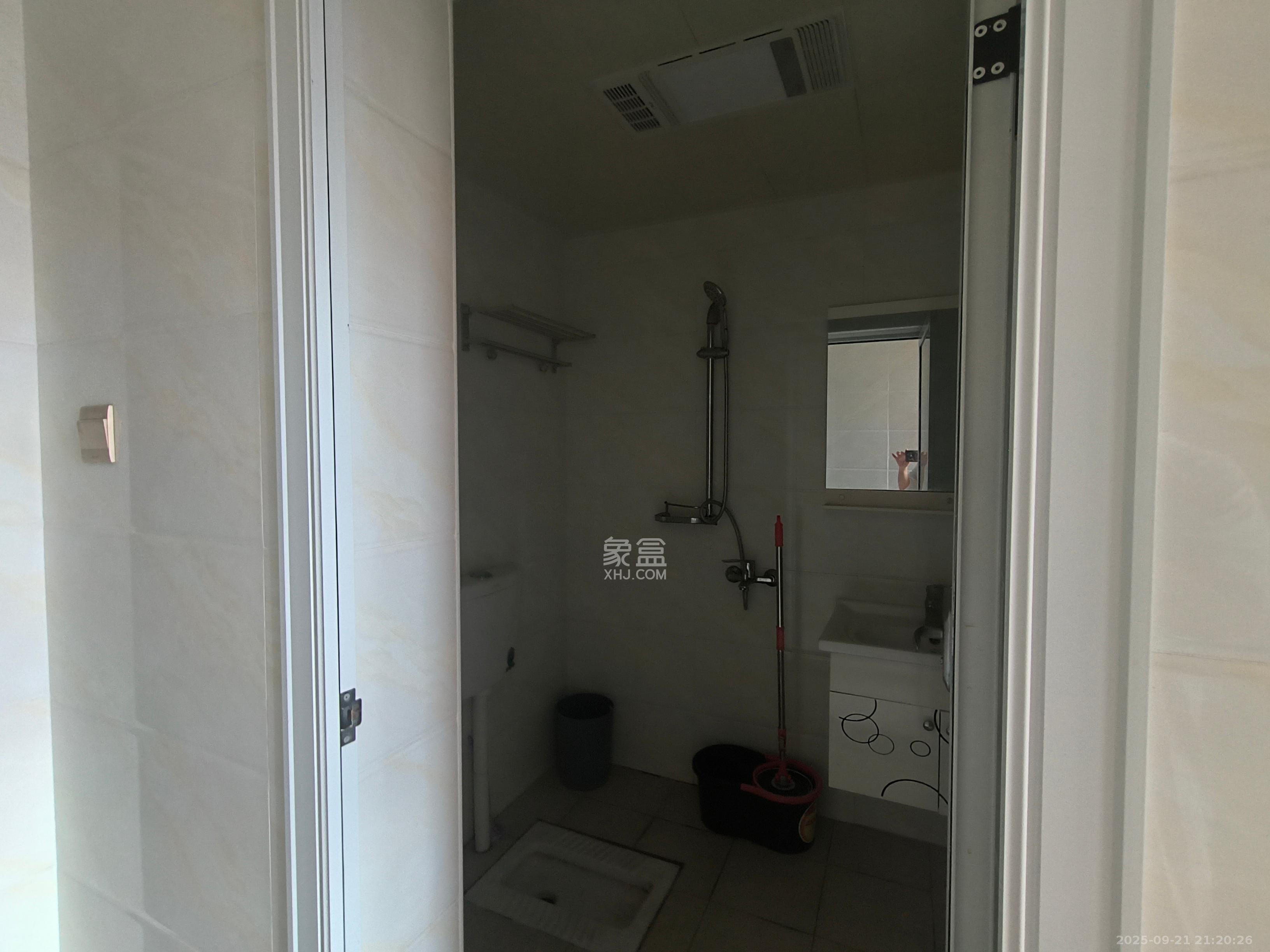 雅阁国际 1室1厅1卫 3800.0元/月 雅阁国际 1室1厅1卫 3800.0元/月室内图