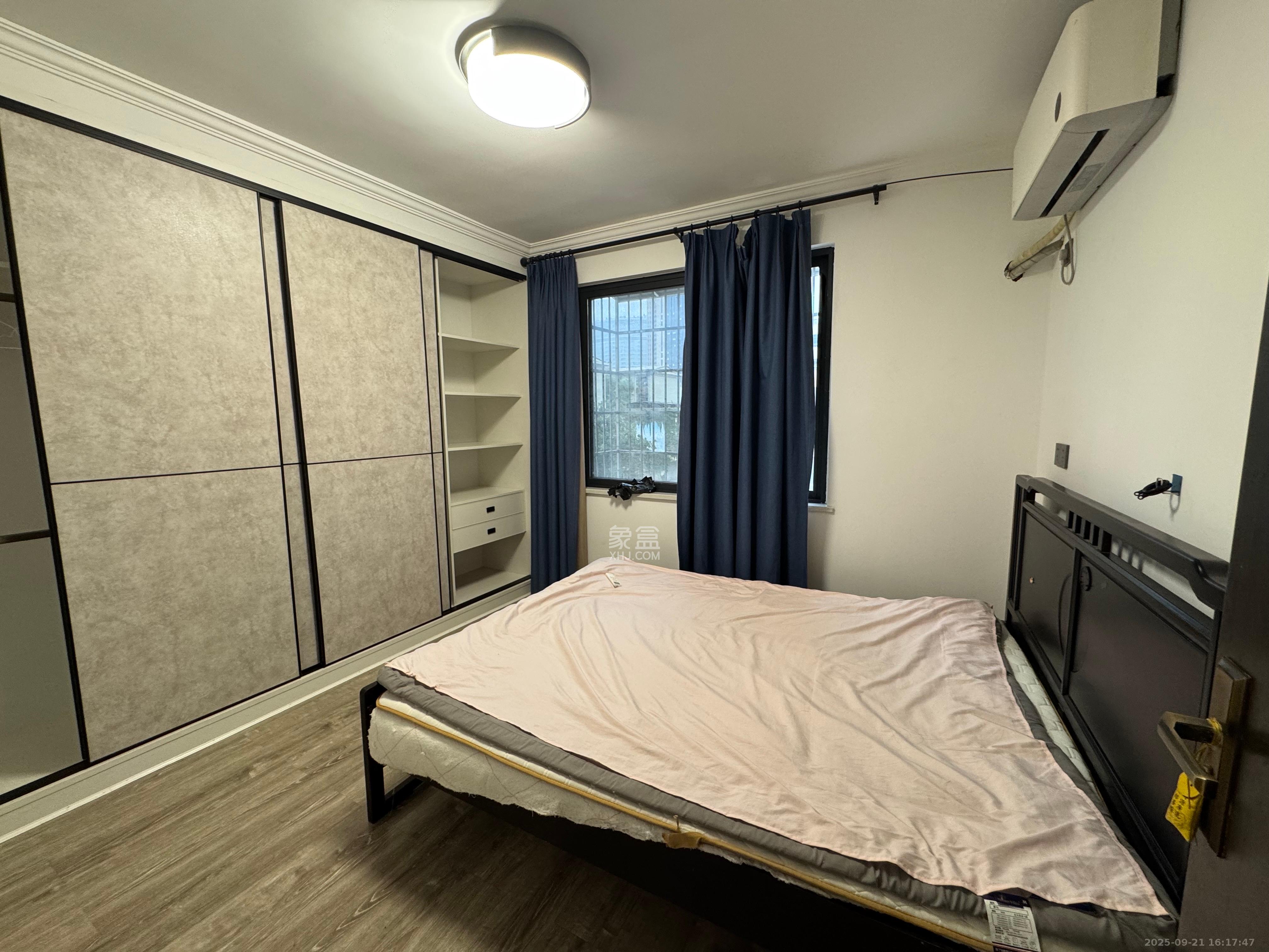 园中园  3室2厅1卫    3000.0元/月室内图