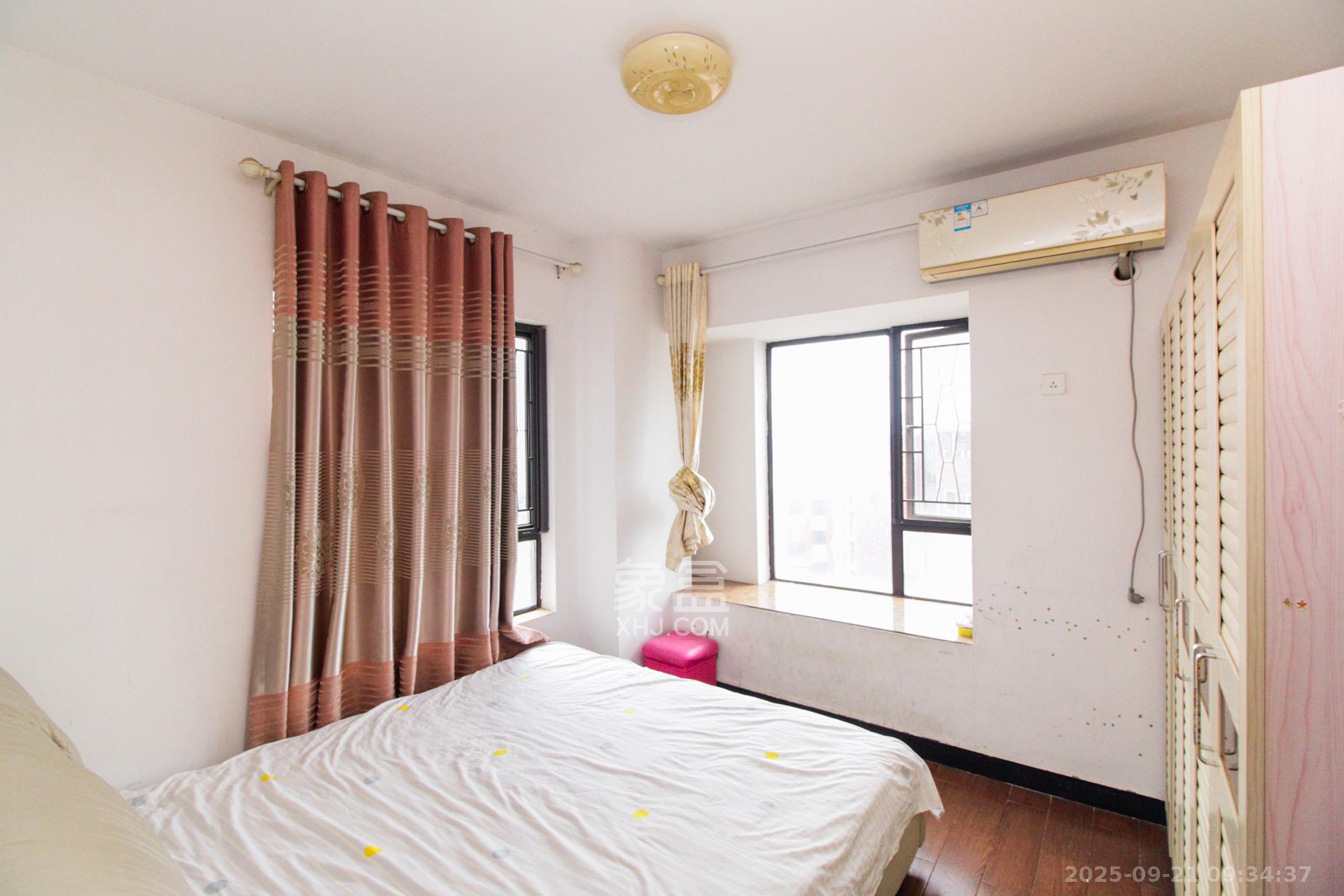 万象美域 2室1厅1卫 1600.0元/月 万象美域 2室1厅1卫 1600.0元/月室内图