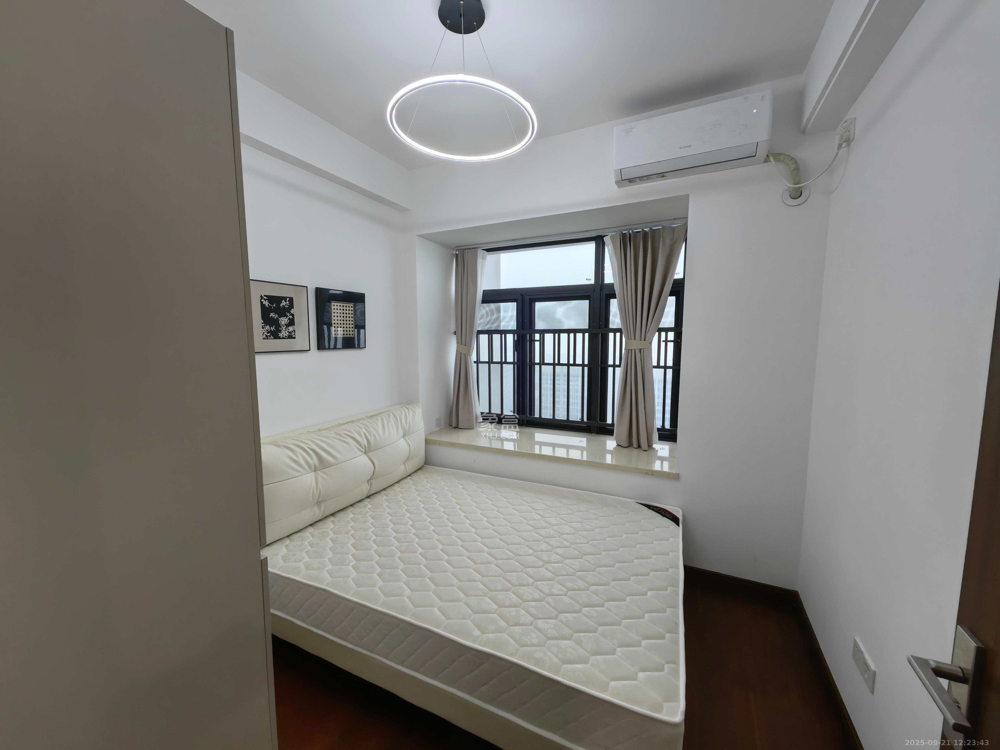 万润滨江天著 4室2厅2卫 4400.0元/月 万润滨江天著 4室2厅2卫 4400.0元/月室内图