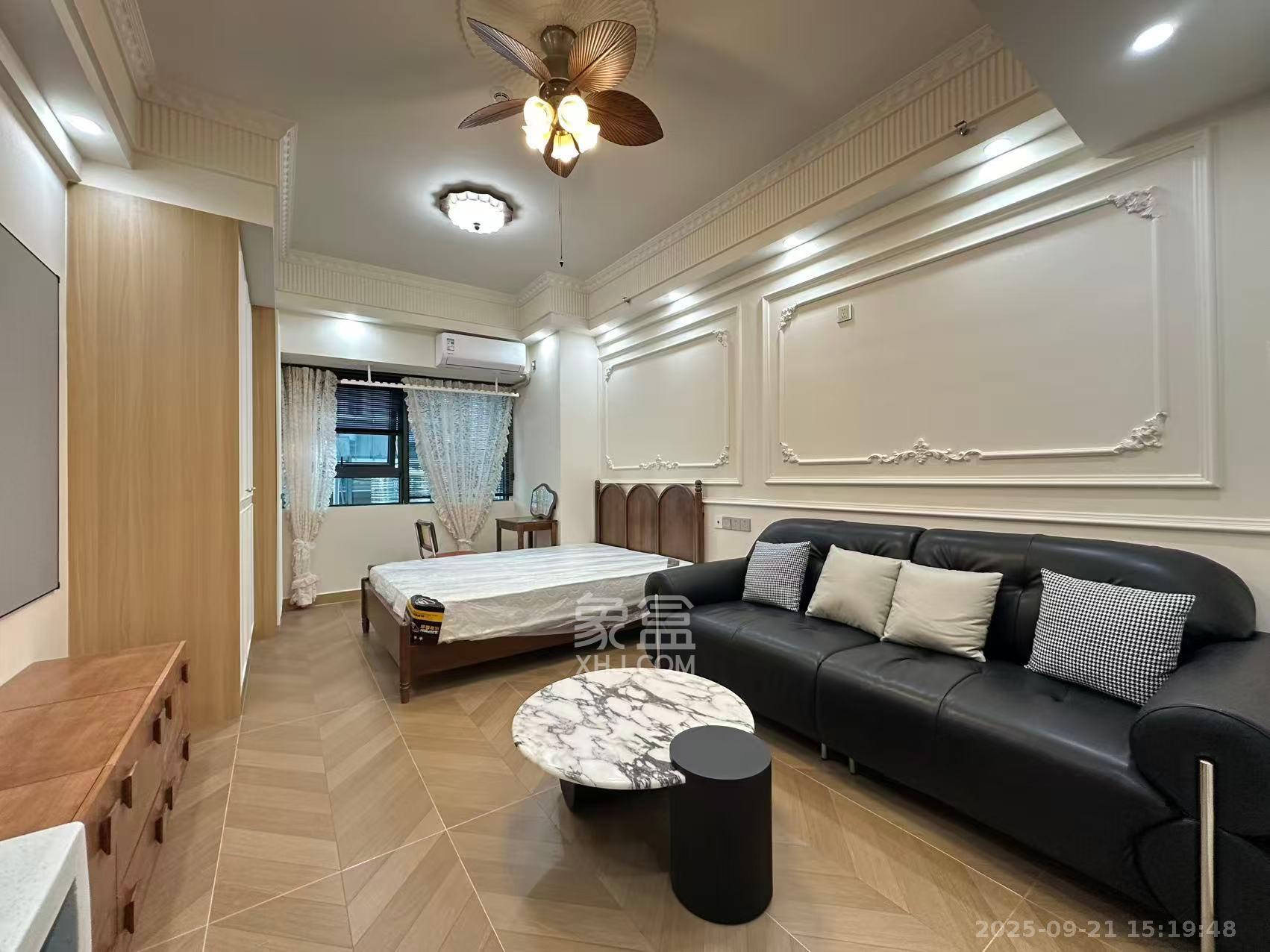 华润置地中心  1室0厅0卫    2800.0元/月 华润置地中心  1室0厅0卫    2800.0元/月