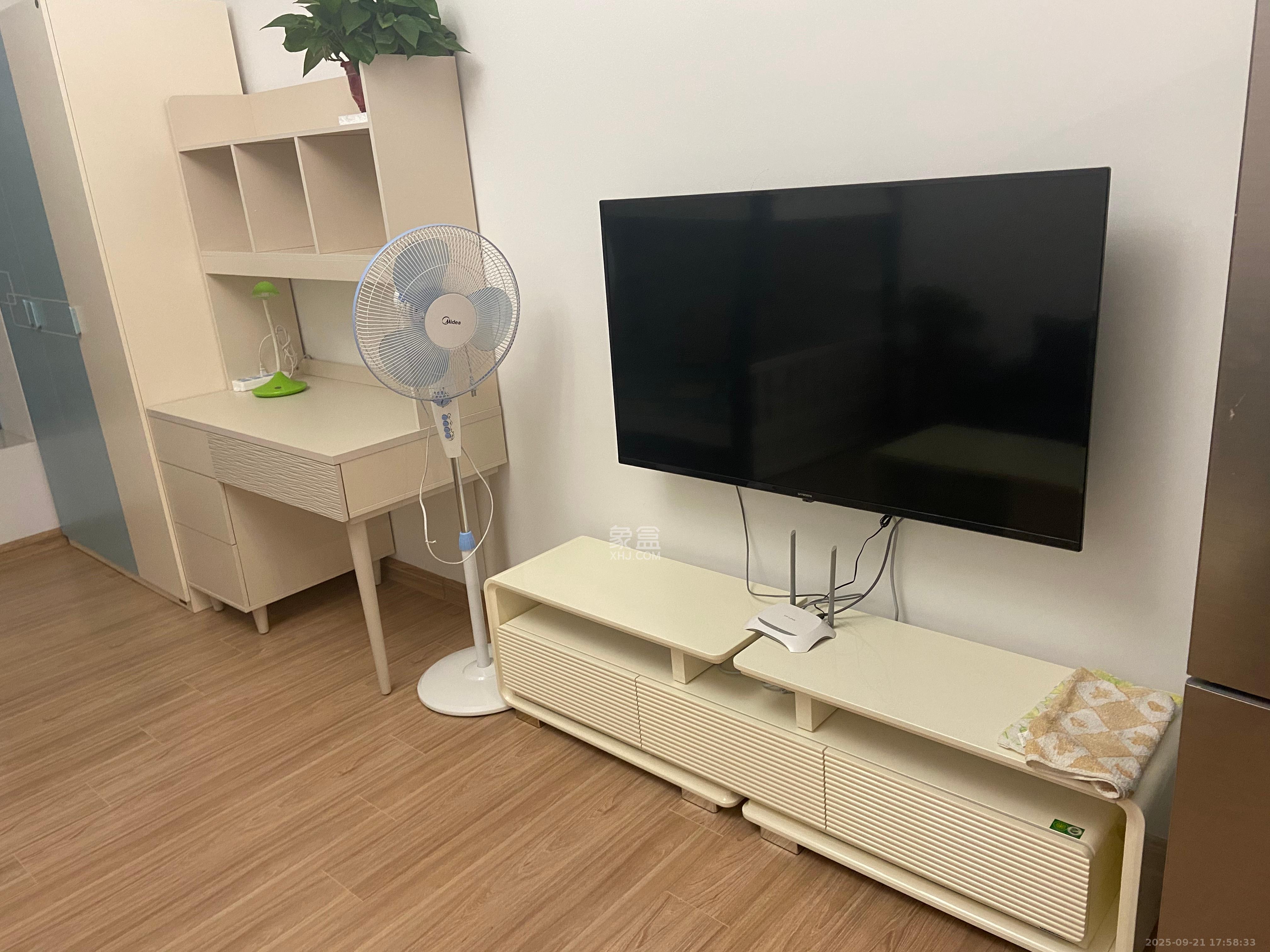 碧桂园星城首府  1室1厅1卫   1400.00元/月室内图