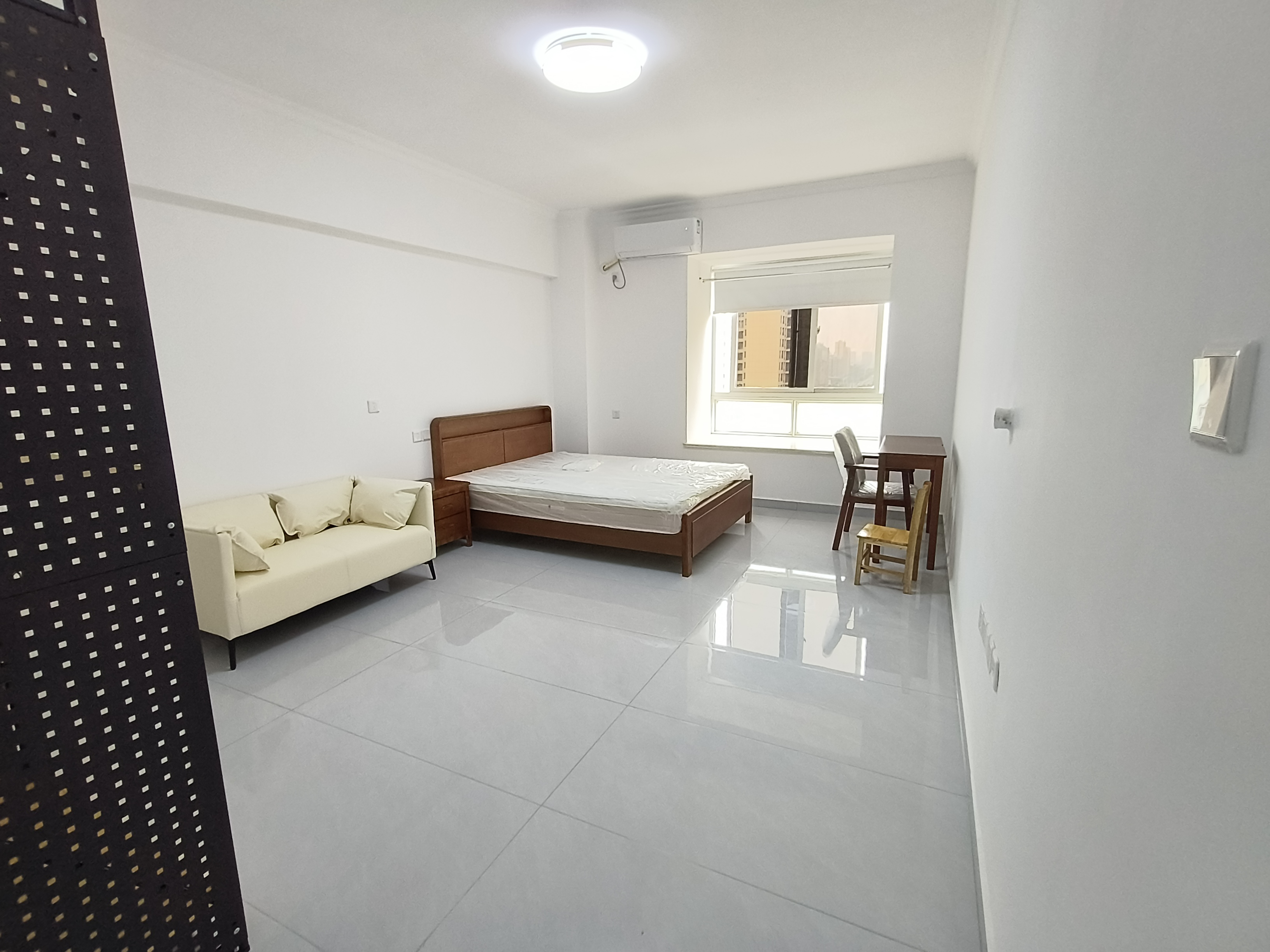 佳源罗马都市 1室1厅1卫 1400.0元/月 佳源罗马都市 1室1厅1卫 1400.0元/月室内图