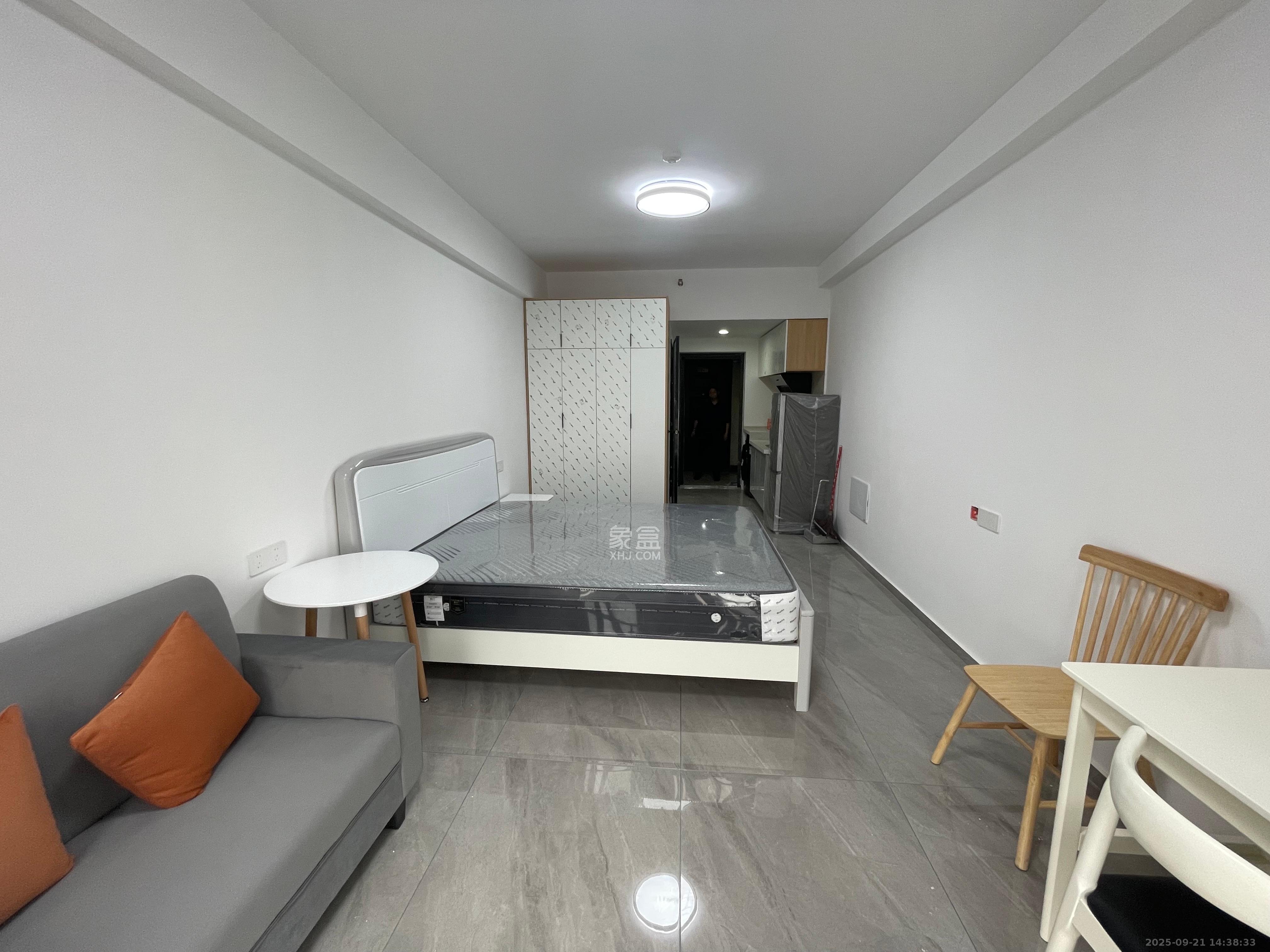 中建芙蓉工社 1室1厅1卫 1100.0元/月 中建芙蓉工社 1室1厅1卫 1100.0元/月室内图