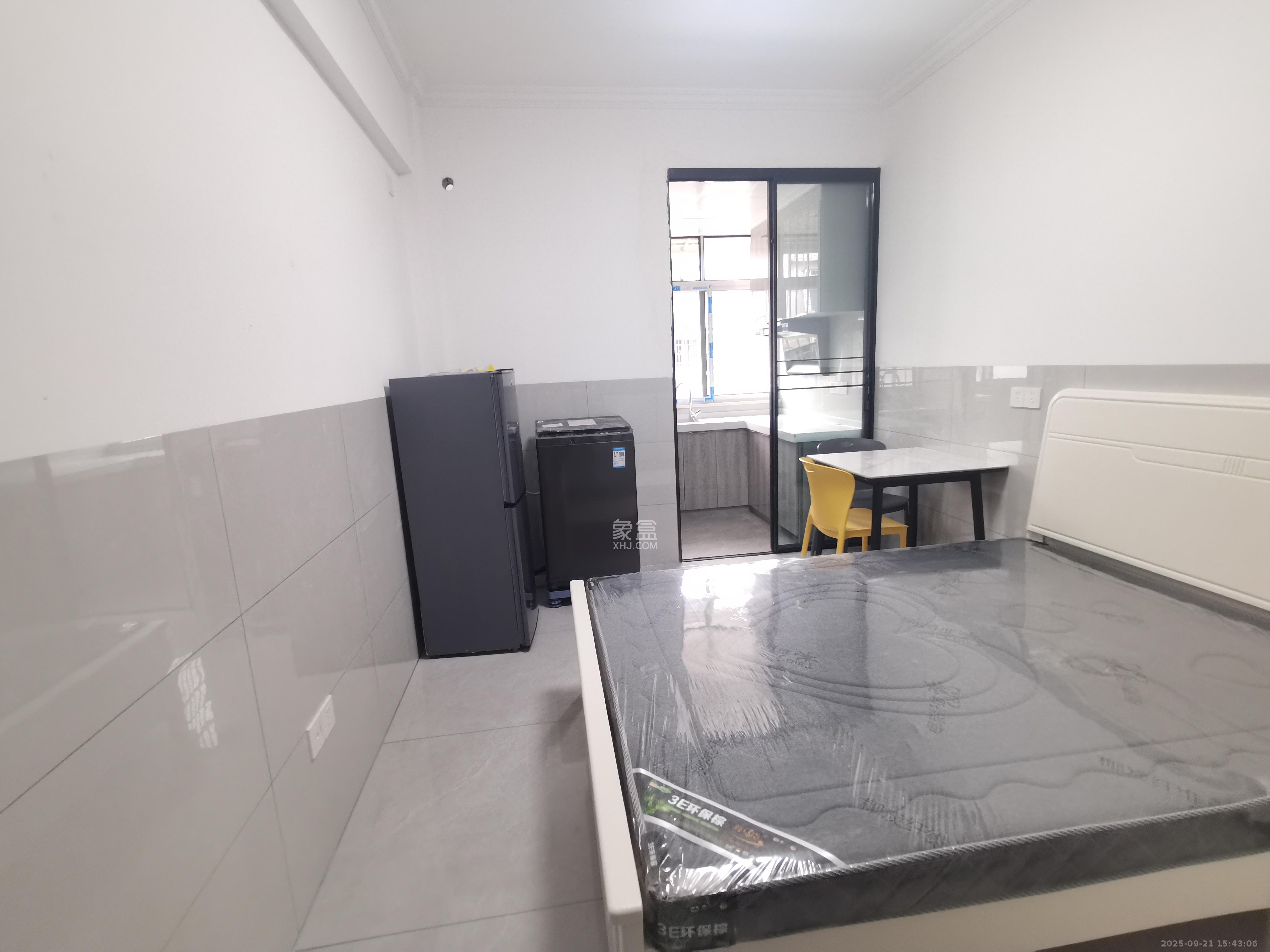 五一新村安置小区(永定社区、永兴社区、永祥社区)  1室0厅0卫    1400.0元/月 五一新村安置小区(永定社区、永兴社区、永祥社区)  1室0厅0卫    1400.0元/月室内图