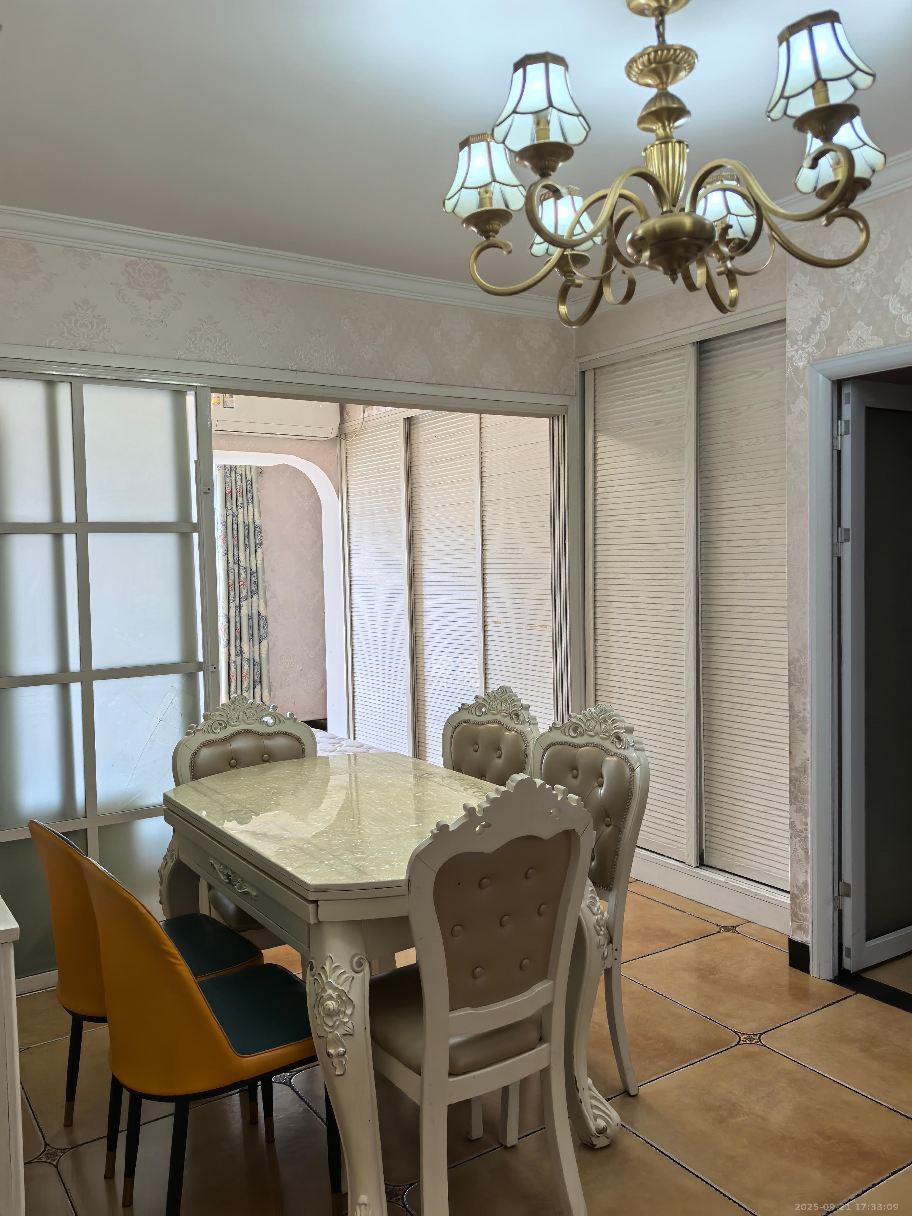 少帅府 4室2厅2卫 4500.0元/月 少帅府 4室2厅2卫 4500.0元/月室内图