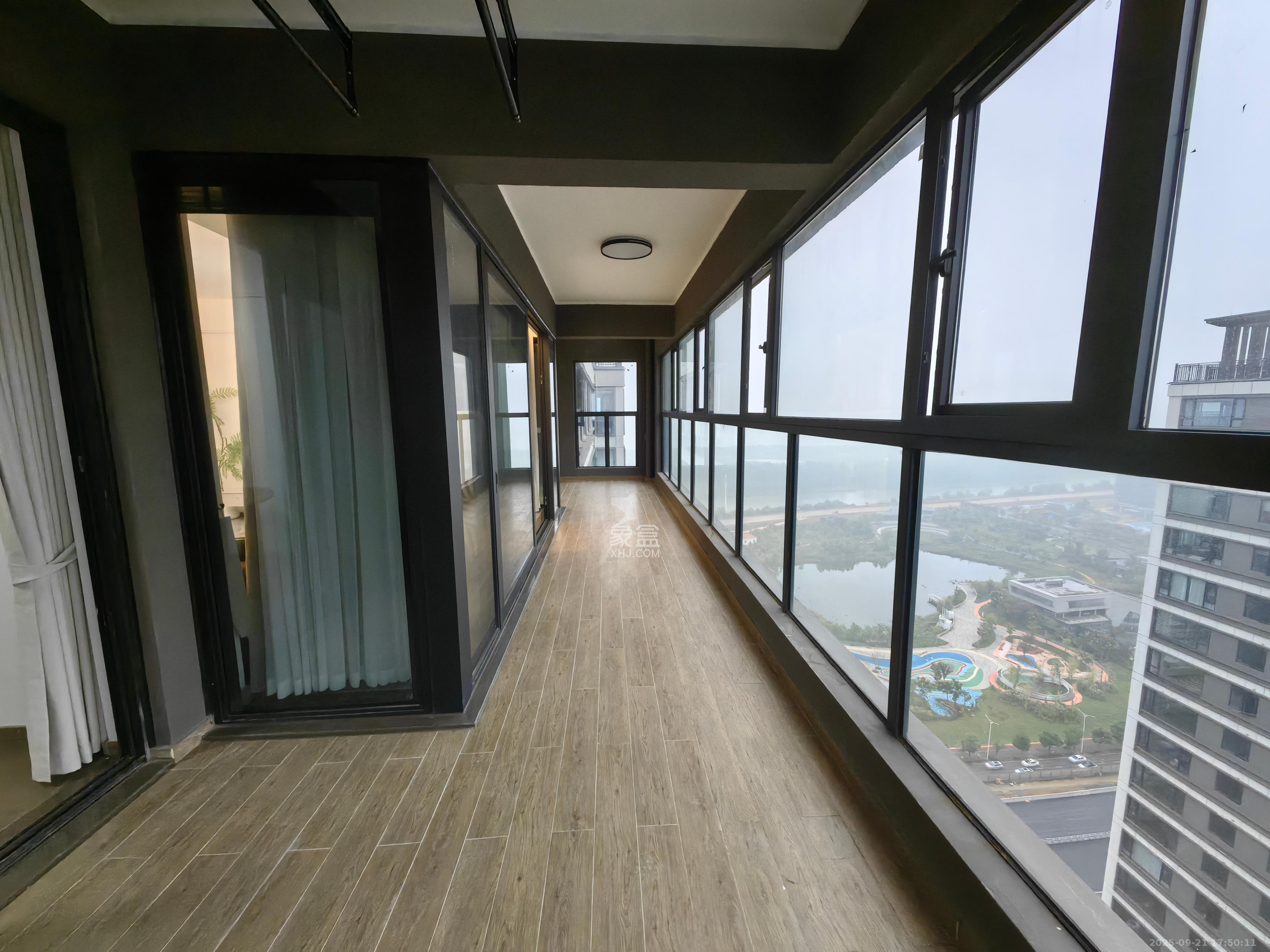 越秀湘江星汇城三期  4室2厅3卫    8000.0元/月室内图