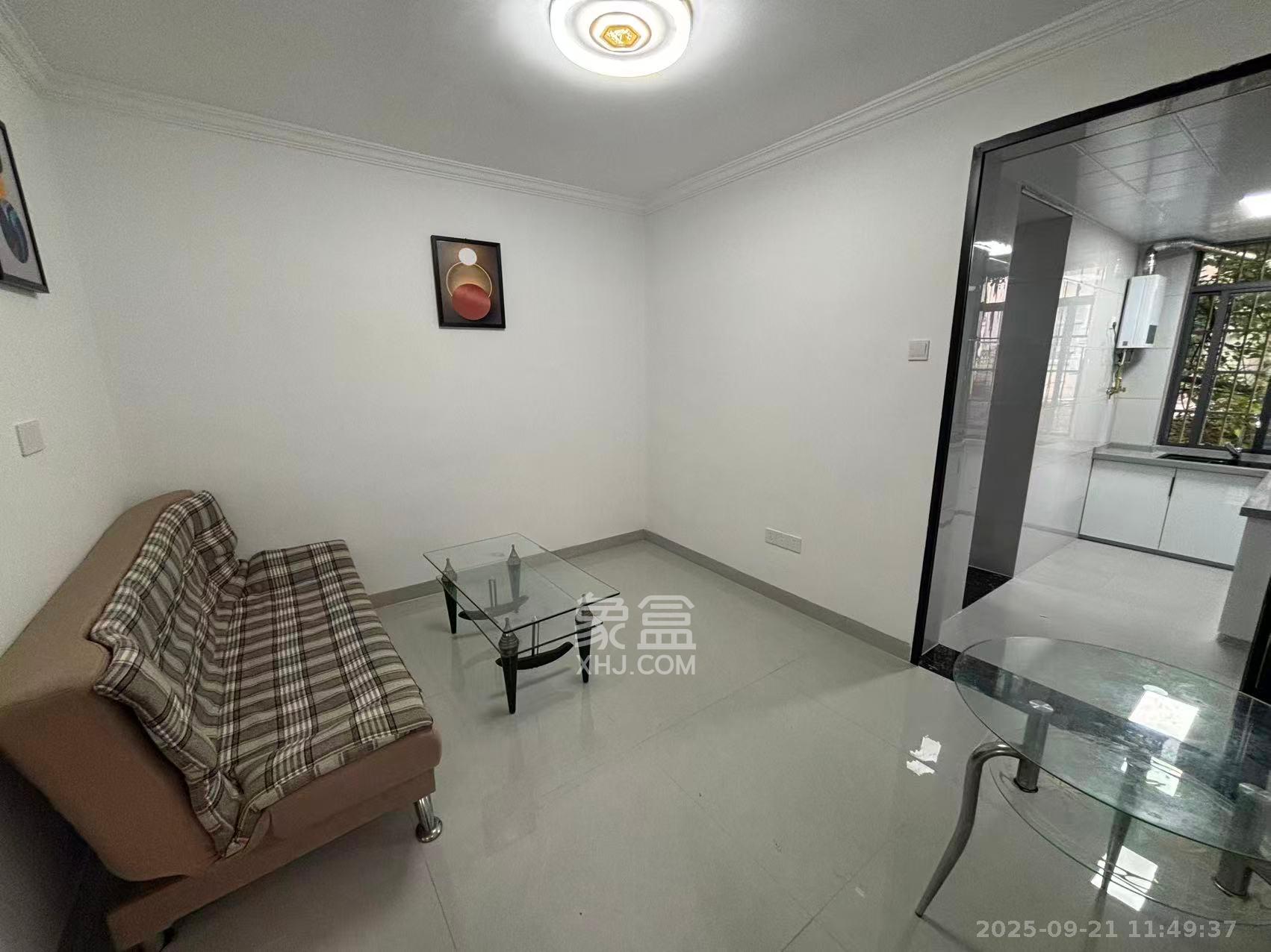 石子冲巷  2室1厅1卫    2200.0元/月室内图