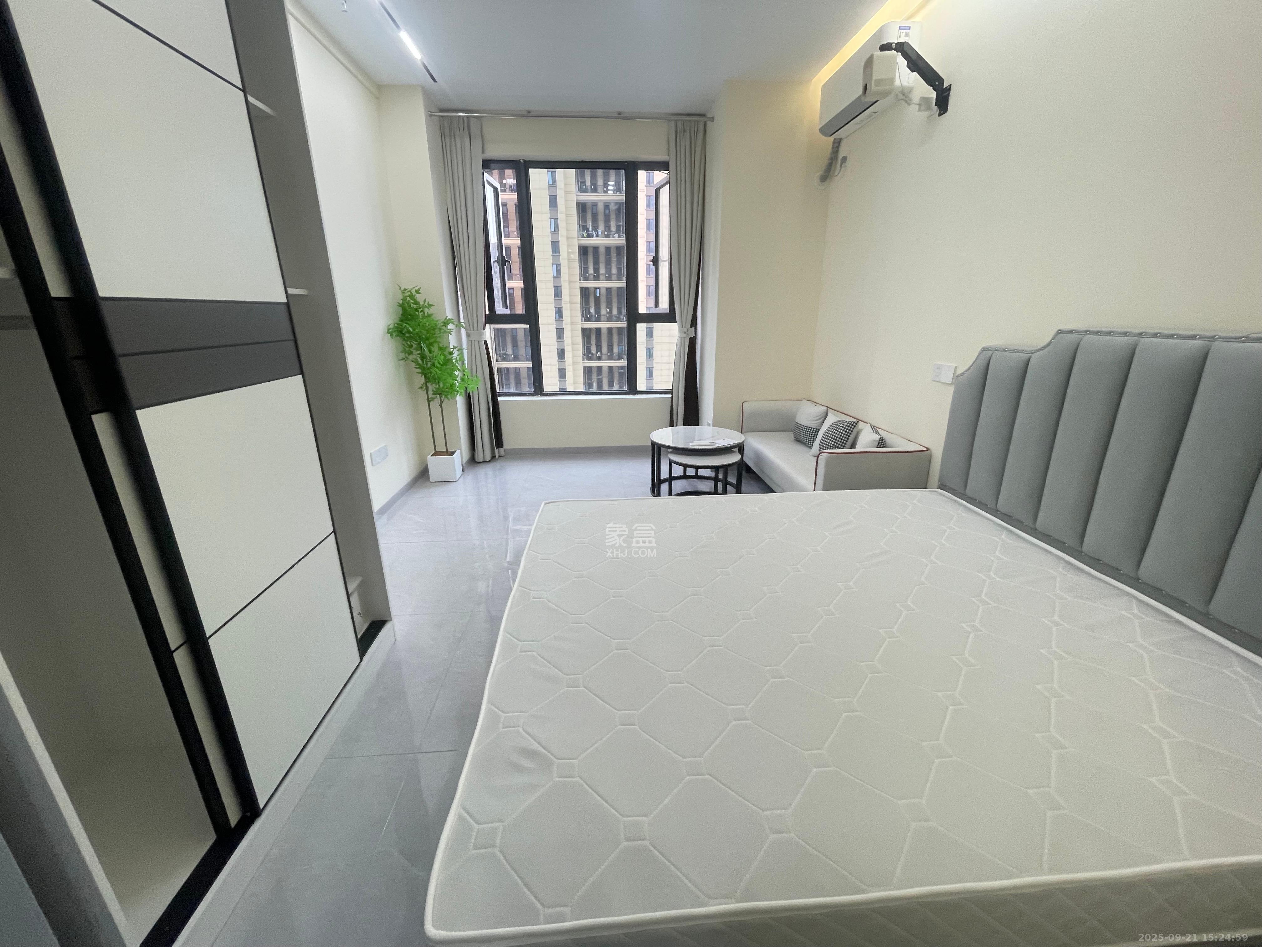 中天星耀荟  1室1厅1卫    1400.0元/月室内图