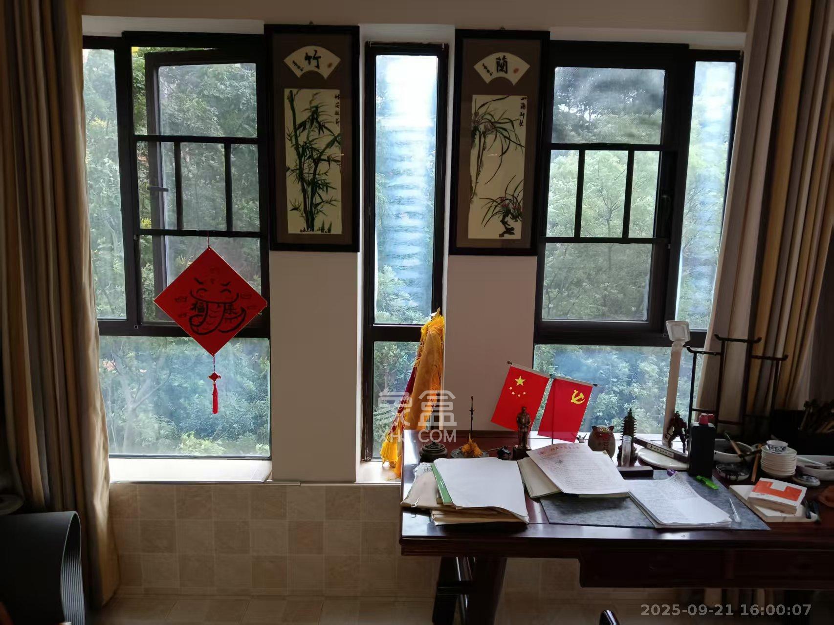 湘水郡(兴旺小爱同学) 3室2厅2卫 2500.0元/月 湘水郡(兴旺小爱同学) 3室2厅2卫 2500.0元/月室内图