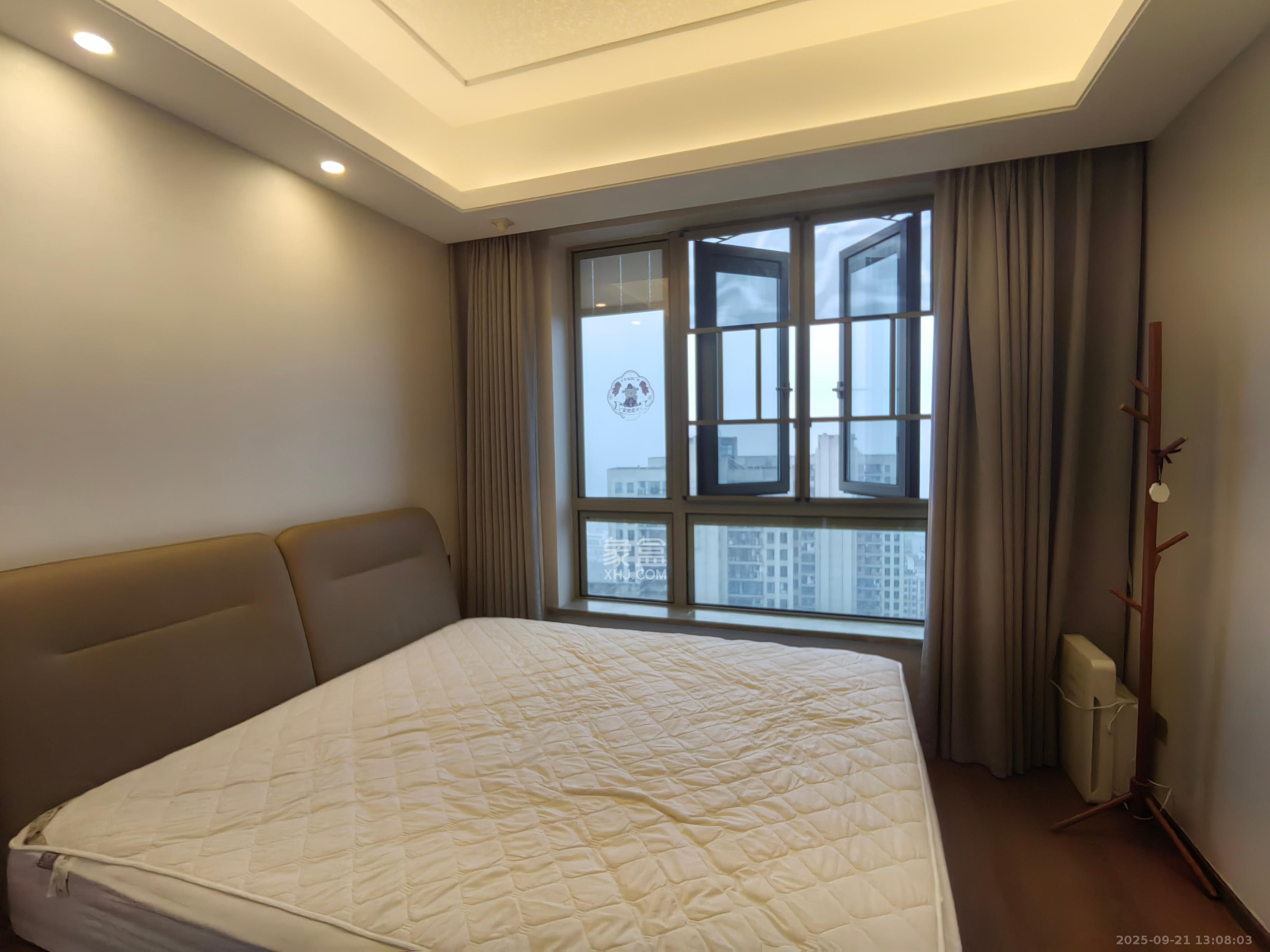 梅溪湖金茂湾  4室0厅0卫    15000.0元/月 梅溪湖金茂湾  4室0厅0卫    15000.0元/月室内图