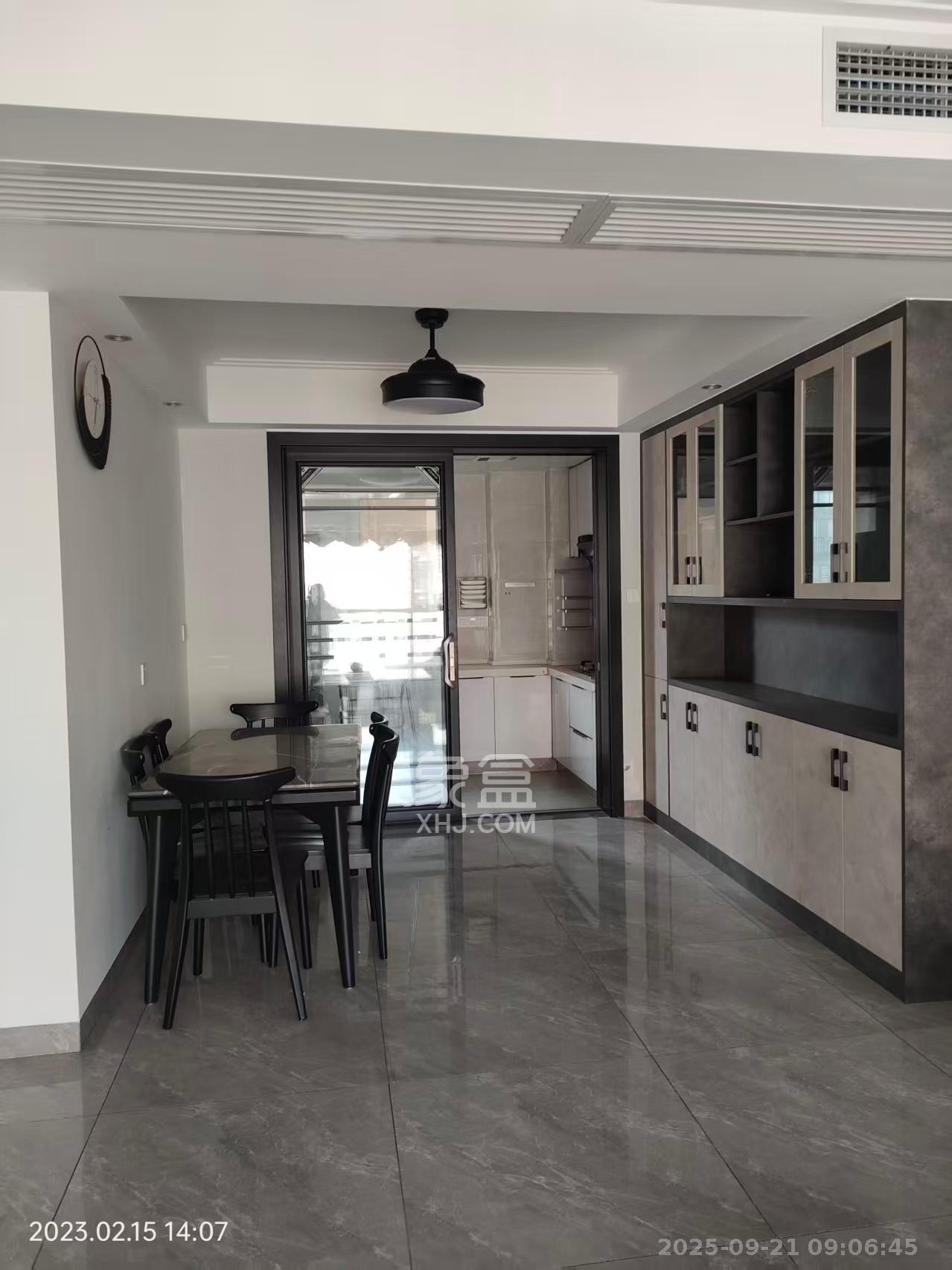 鑫远御文台二期 4室2厅2卫 3600.0元/月 鑫远御文台二期 4室2厅2卫 3600.0元/月室内图