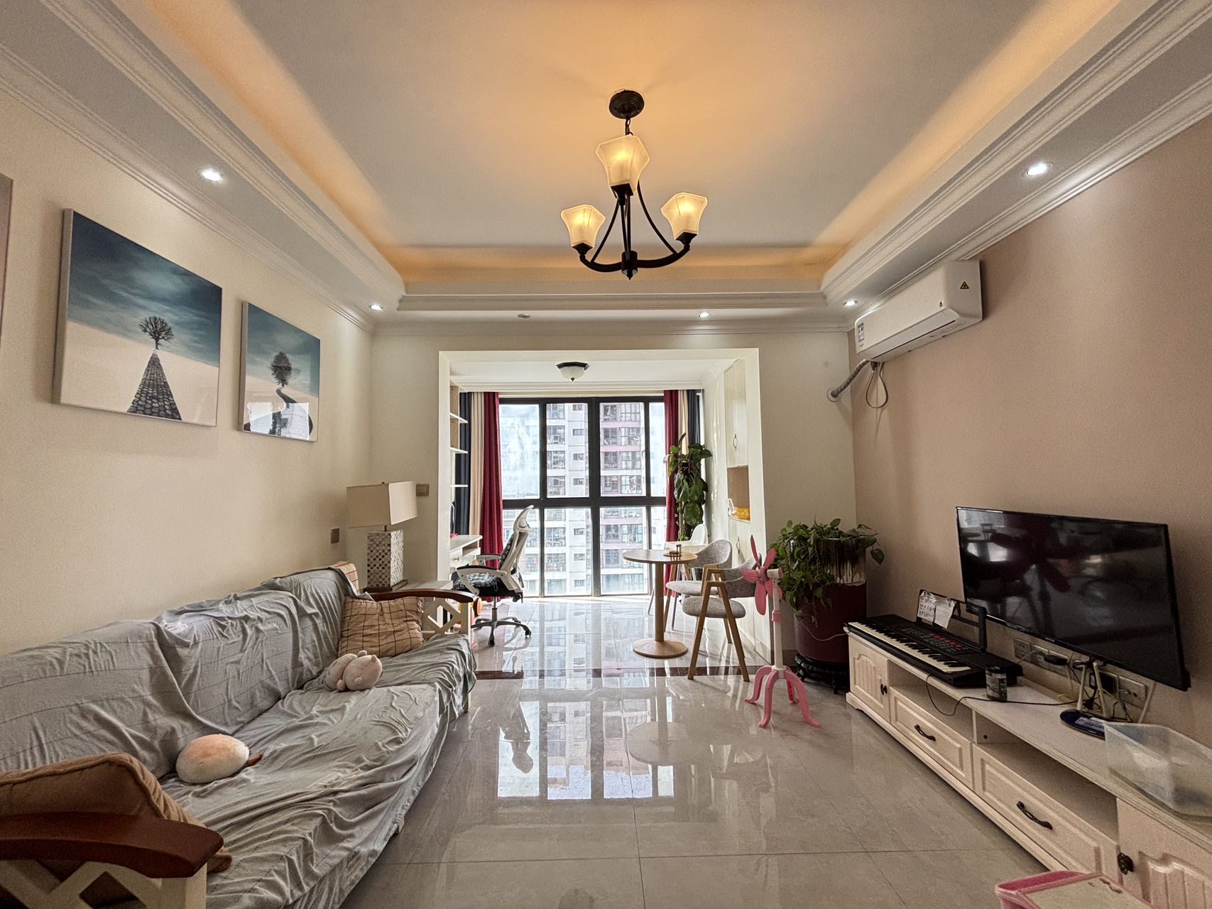 伊泰天骄一期 2室2厅1卫 118.0万 伊泰天骄一期 2室2厅1卫 118.0万室内图