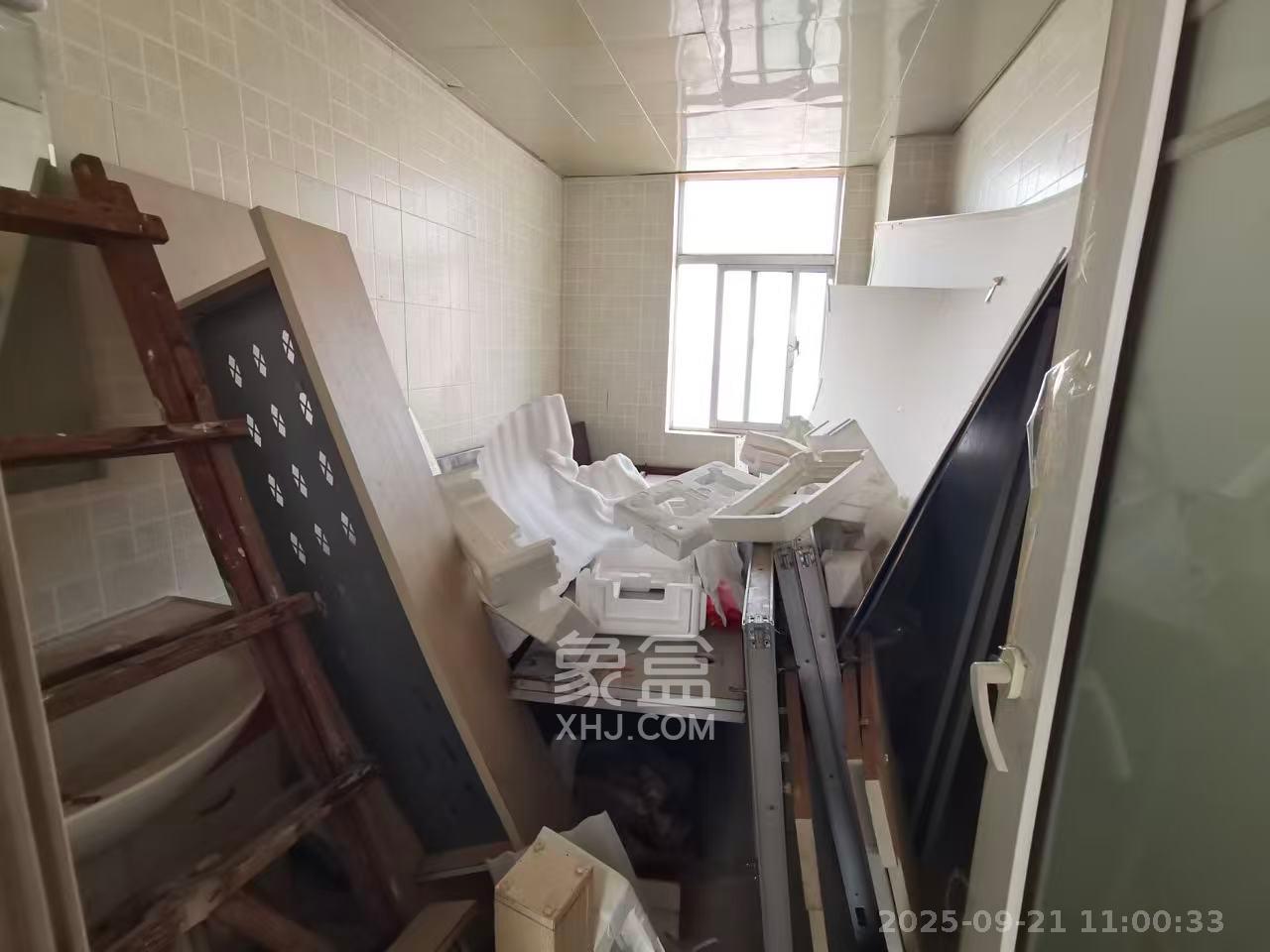 高桥现代商贸城  1室0厅0卫   4500.00元/月室内图