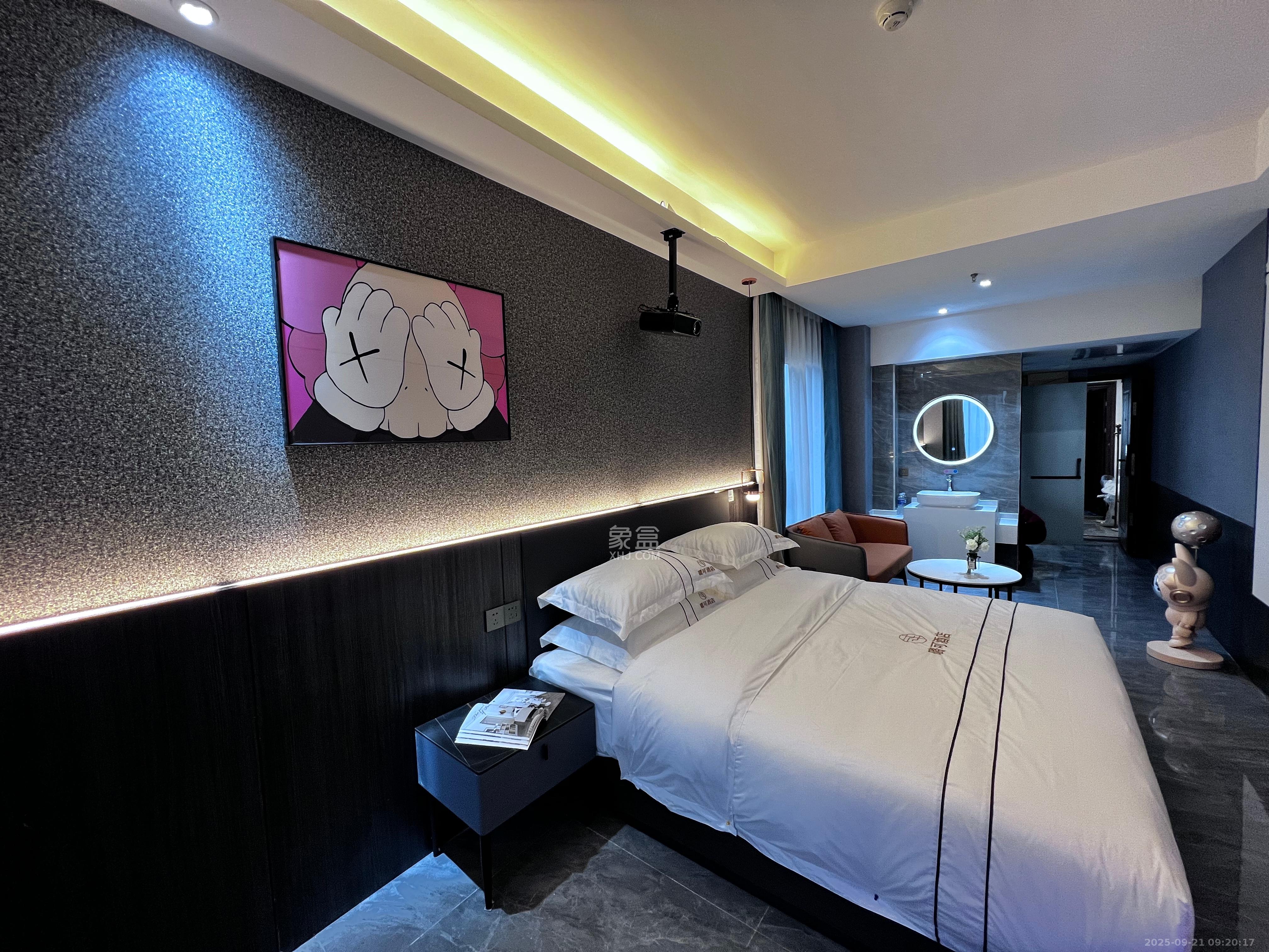 保利香槟国际  1室1厅1卫    1000.0元/月 保利香槟国际  1室1厅1卫    1000.0元/月