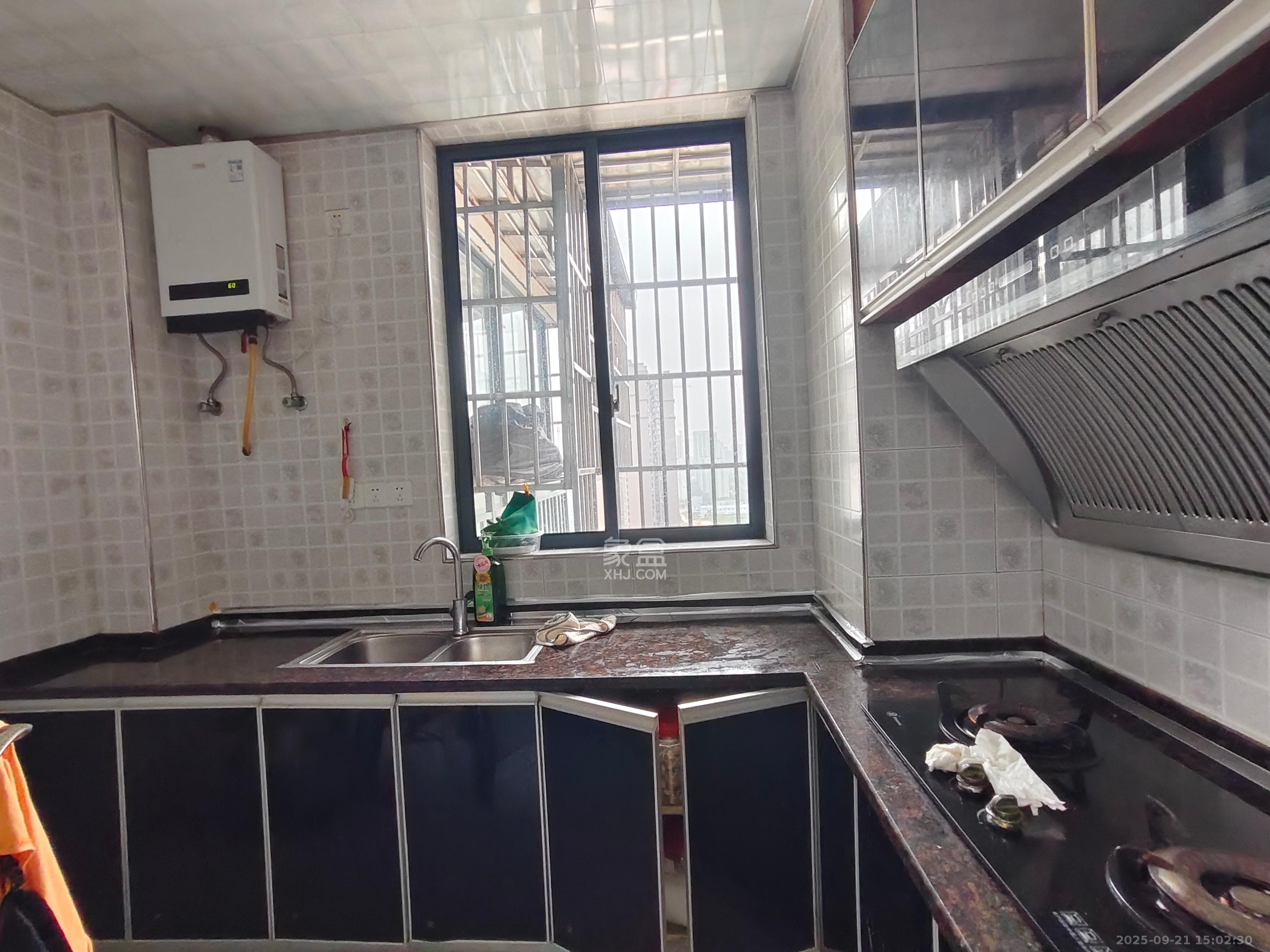 松雅湖畔  2室2厅1卫    1500.0元/月室内图