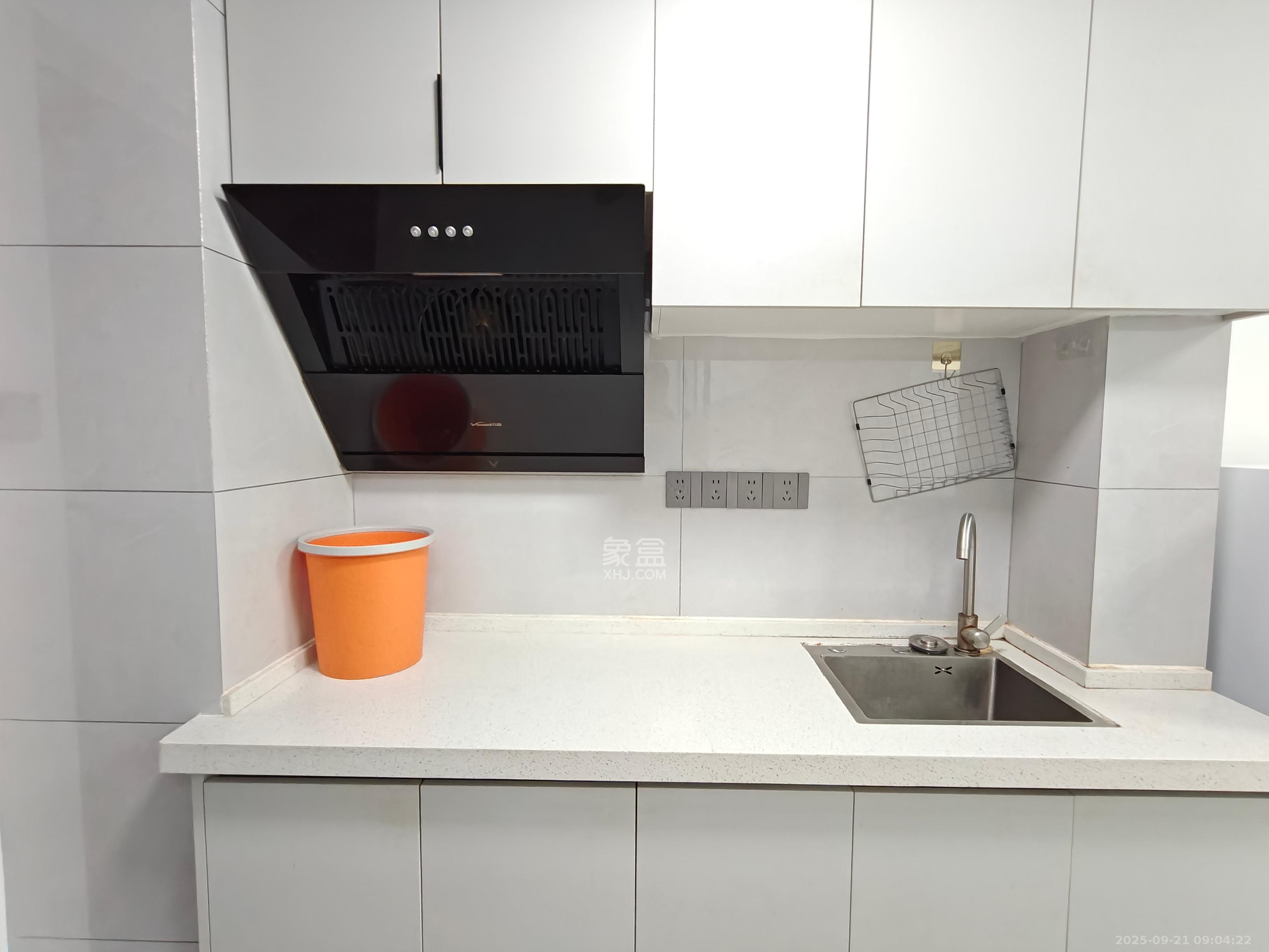 梅溪悦章 1室1厅1卫 1700.0元/月 梅溪悦章 1室1厅1卫 1700.0元/月室内图