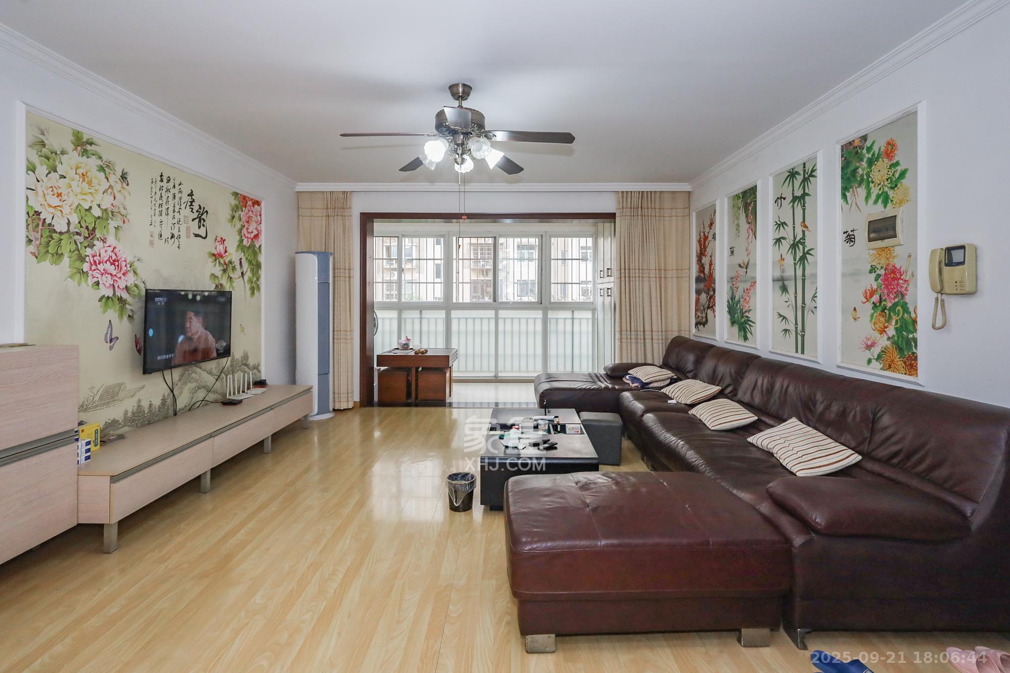 枫林美景  3室2厅2卫    102.0万 枫林美景  3室2厅2卫    102.0万