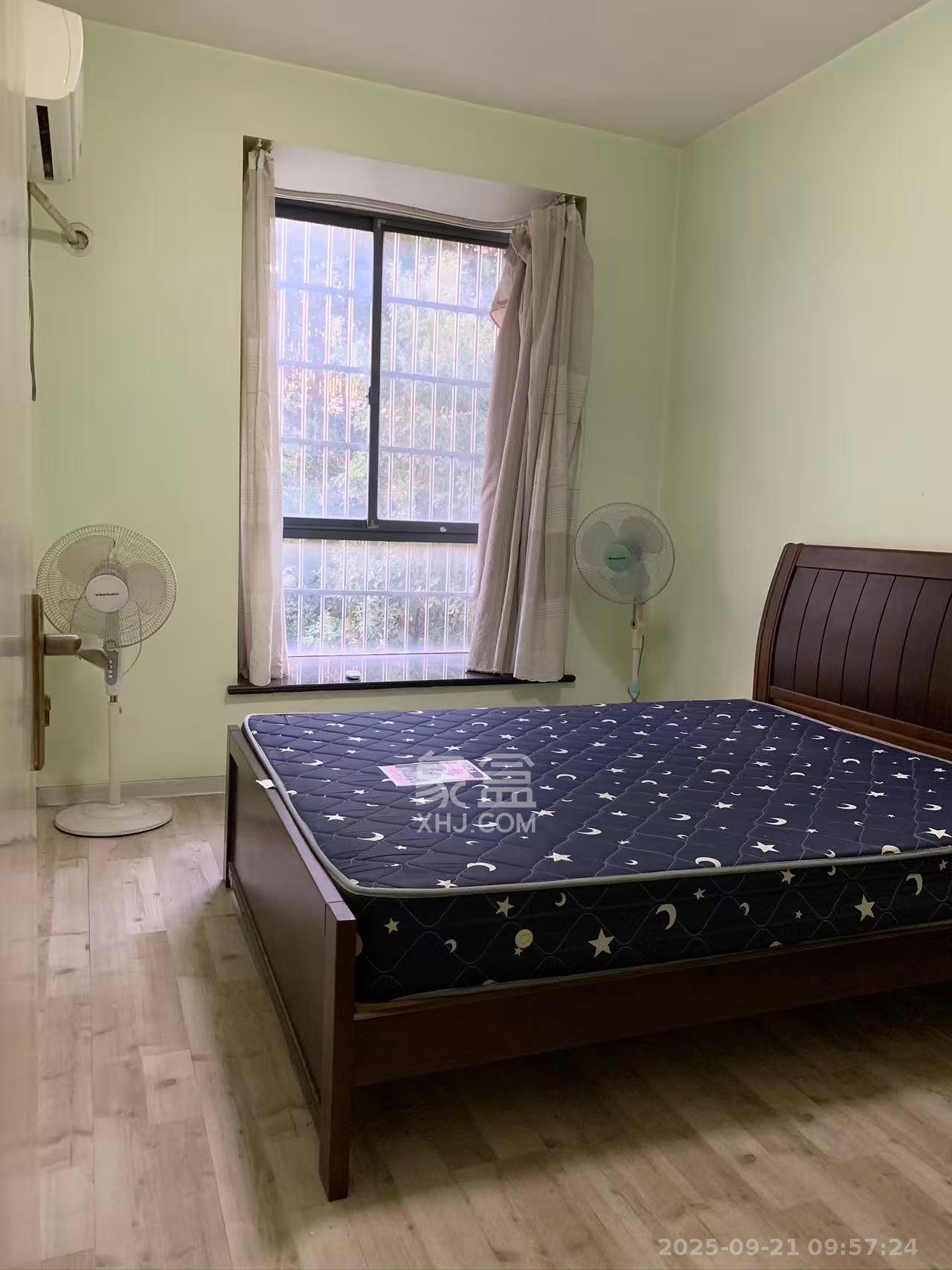 枫林绿洲 3室2厅1卫 2300.0元/月 枫林绿洲 3室2厅1卫 2300.0元/月室内图