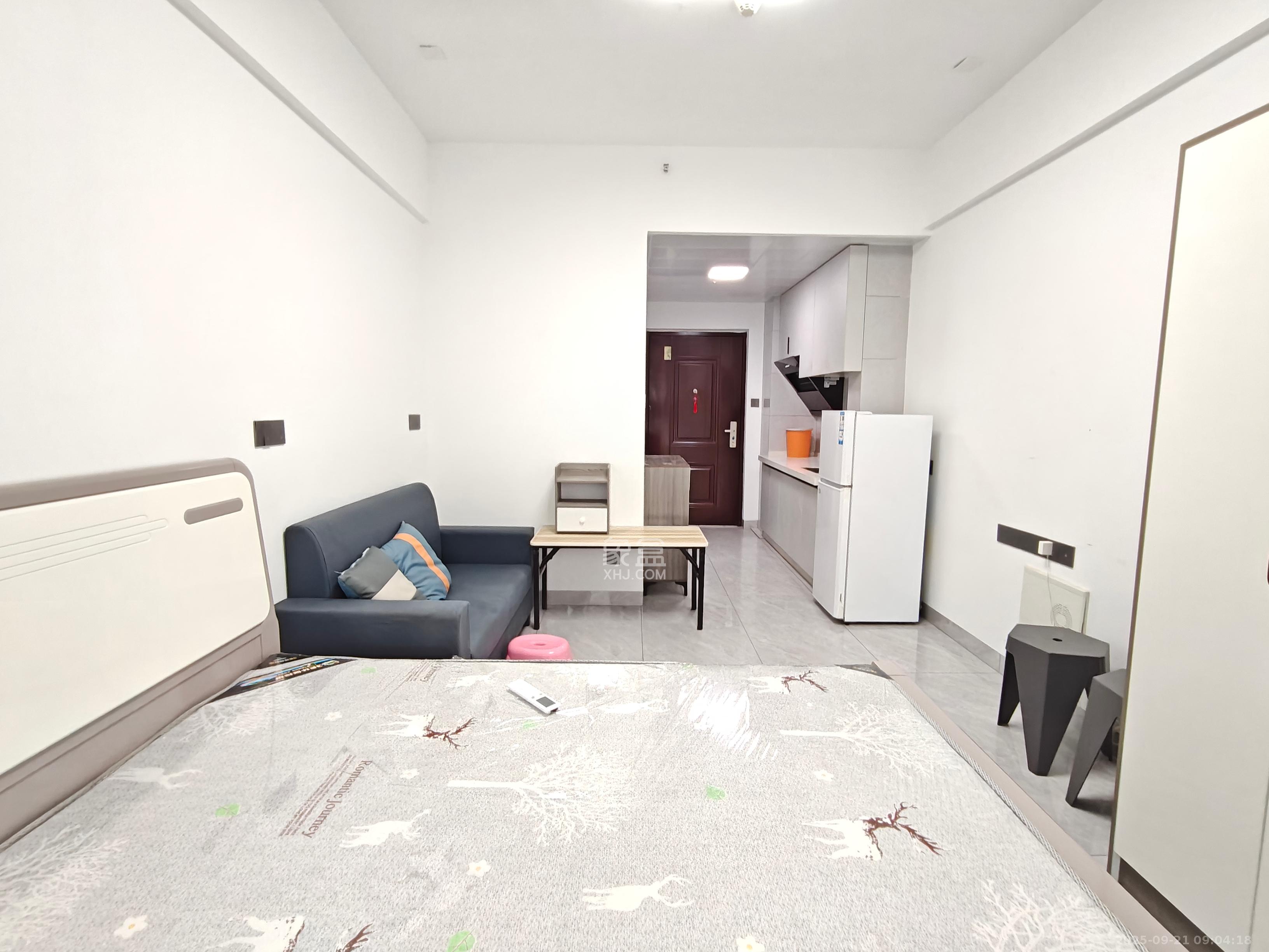 梅溪悦章  1室1厅1卫    1700.0元/月室内图