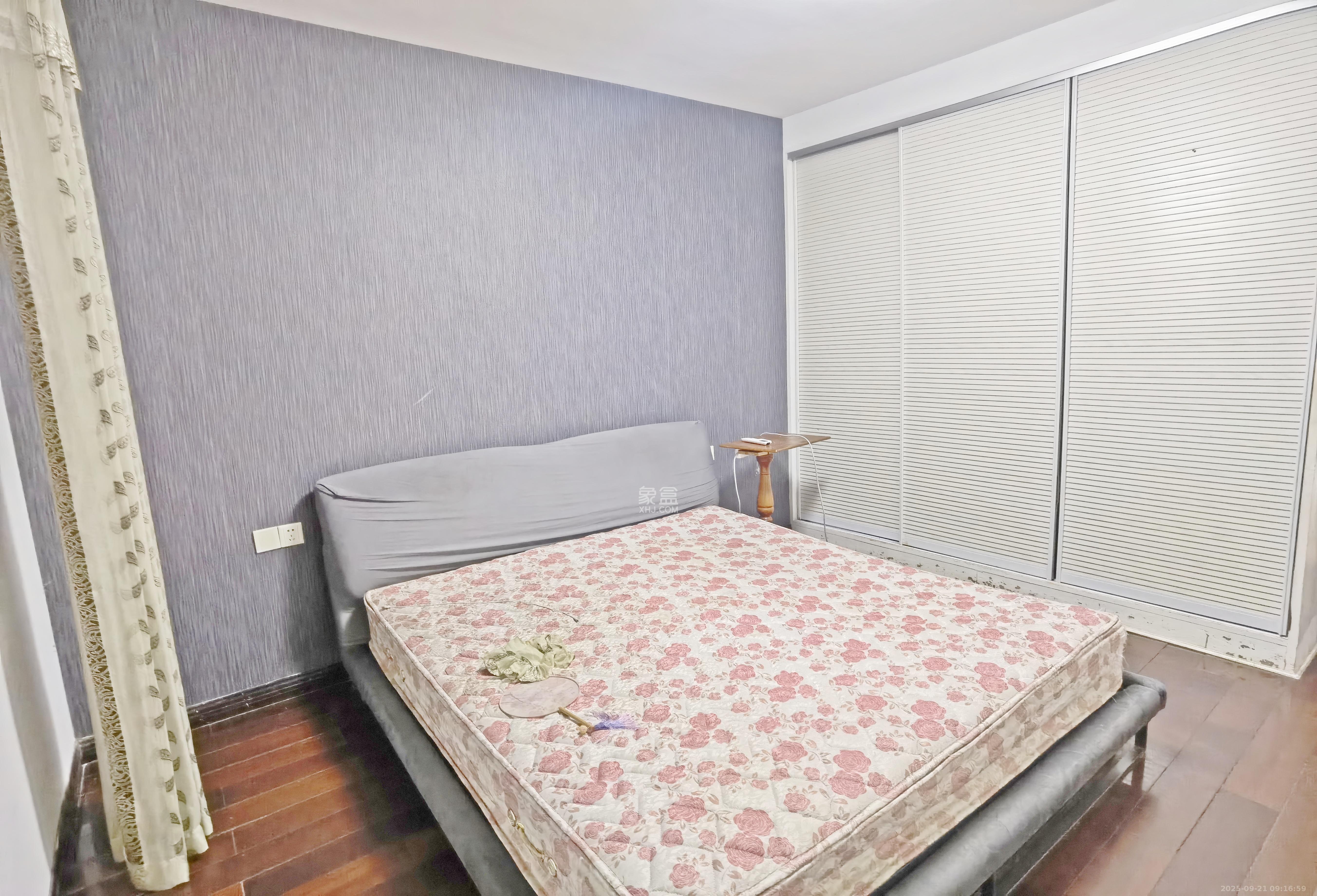 枫林美景 3室2厅1卫 2200.0元/月 枫林美景 3室2厅1卫 2200.0元/月室内图