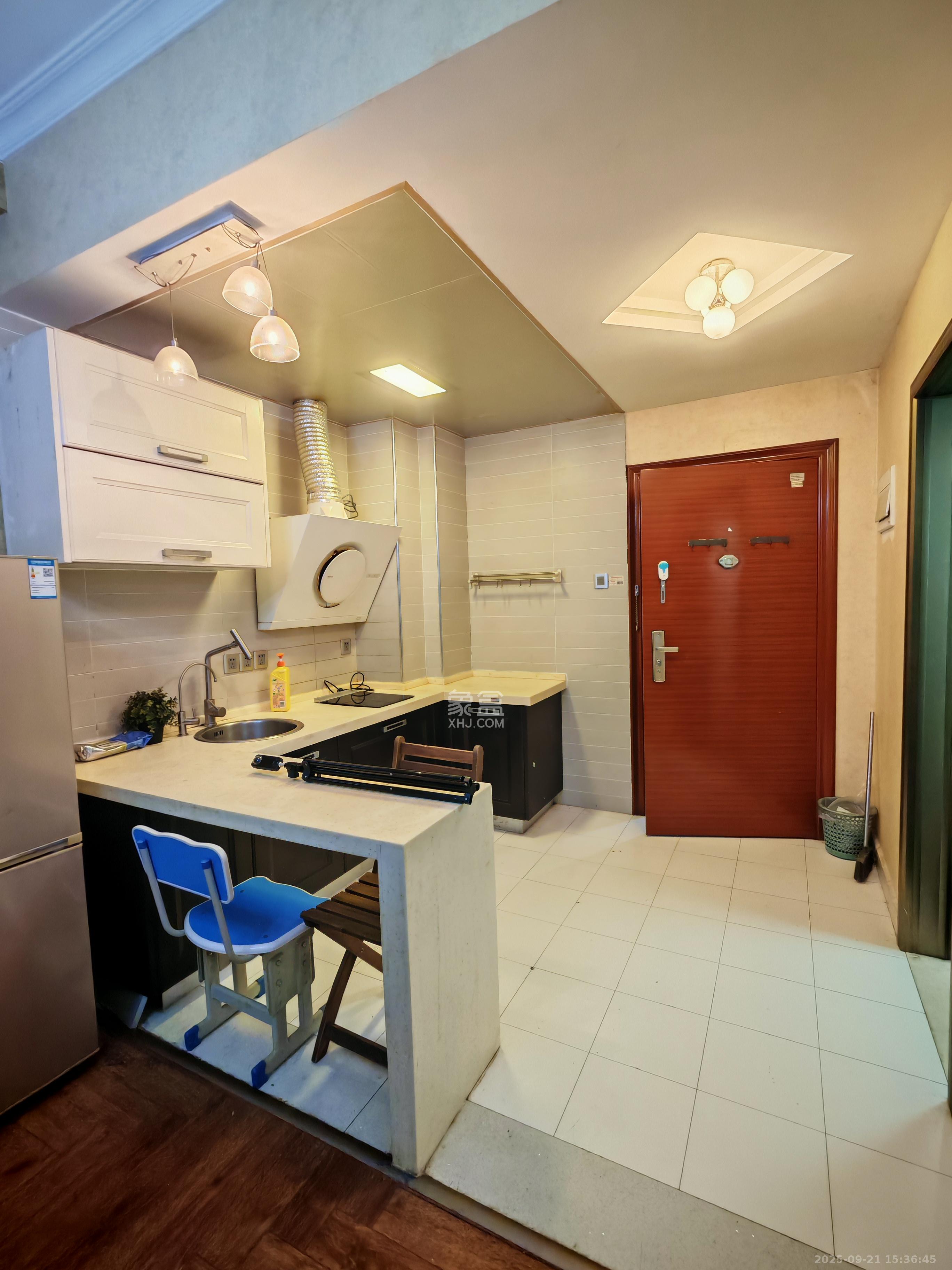 万博汇  1室1厅1卫    1700.0元/月室内图