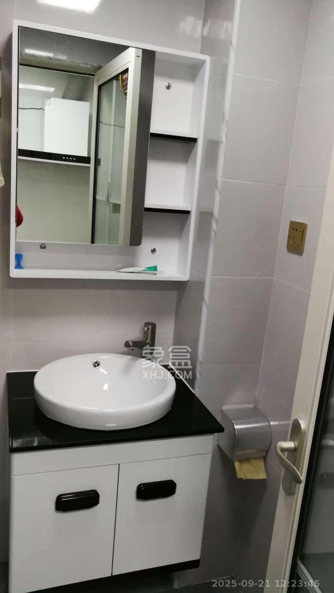 嘉华城(一期) 1室1厅1卫 1300.0元/月 嘉华城(一期) 1室1厅1卫 1300.0元/月室内图