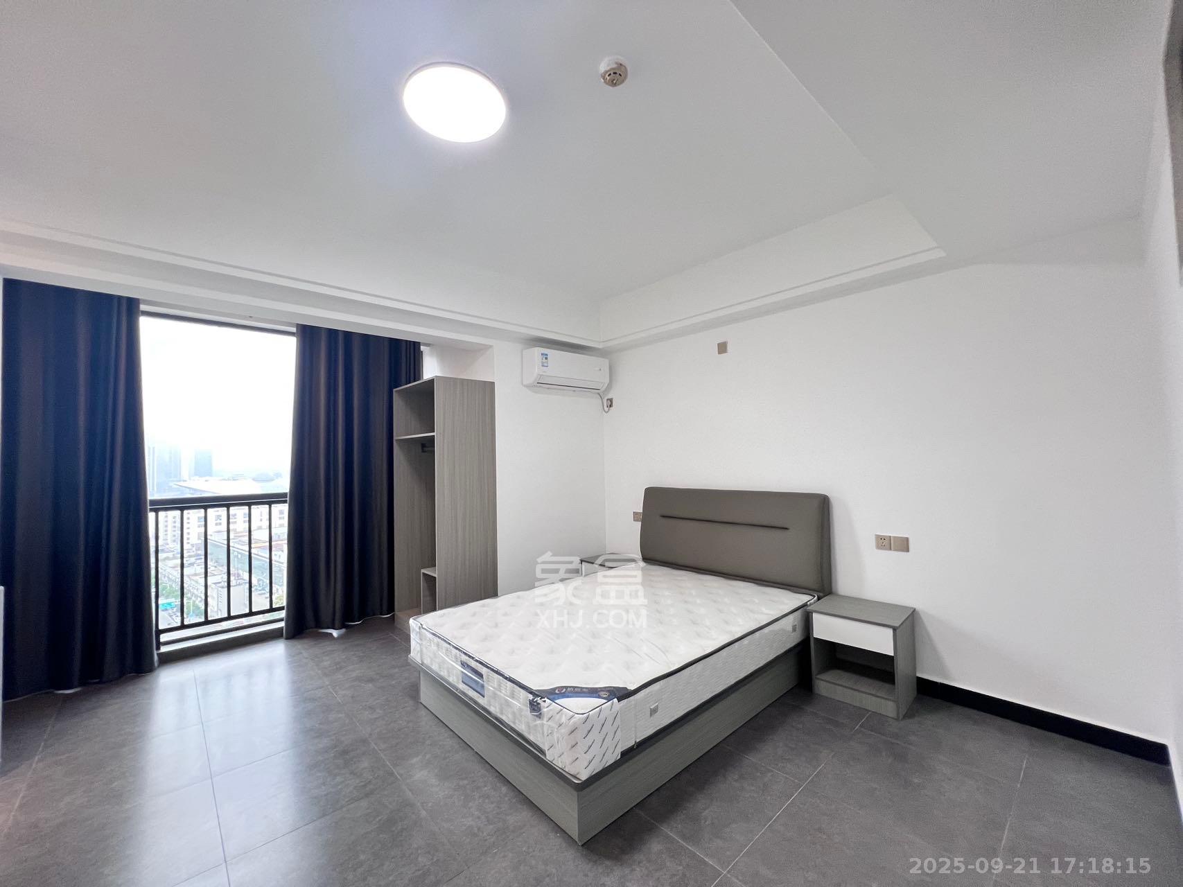 裕天国际商汇中心 1室1厅1卫 1500.0元/月 裕天国际商汇中心 1室1厅1卫 1500.0元/月室内图