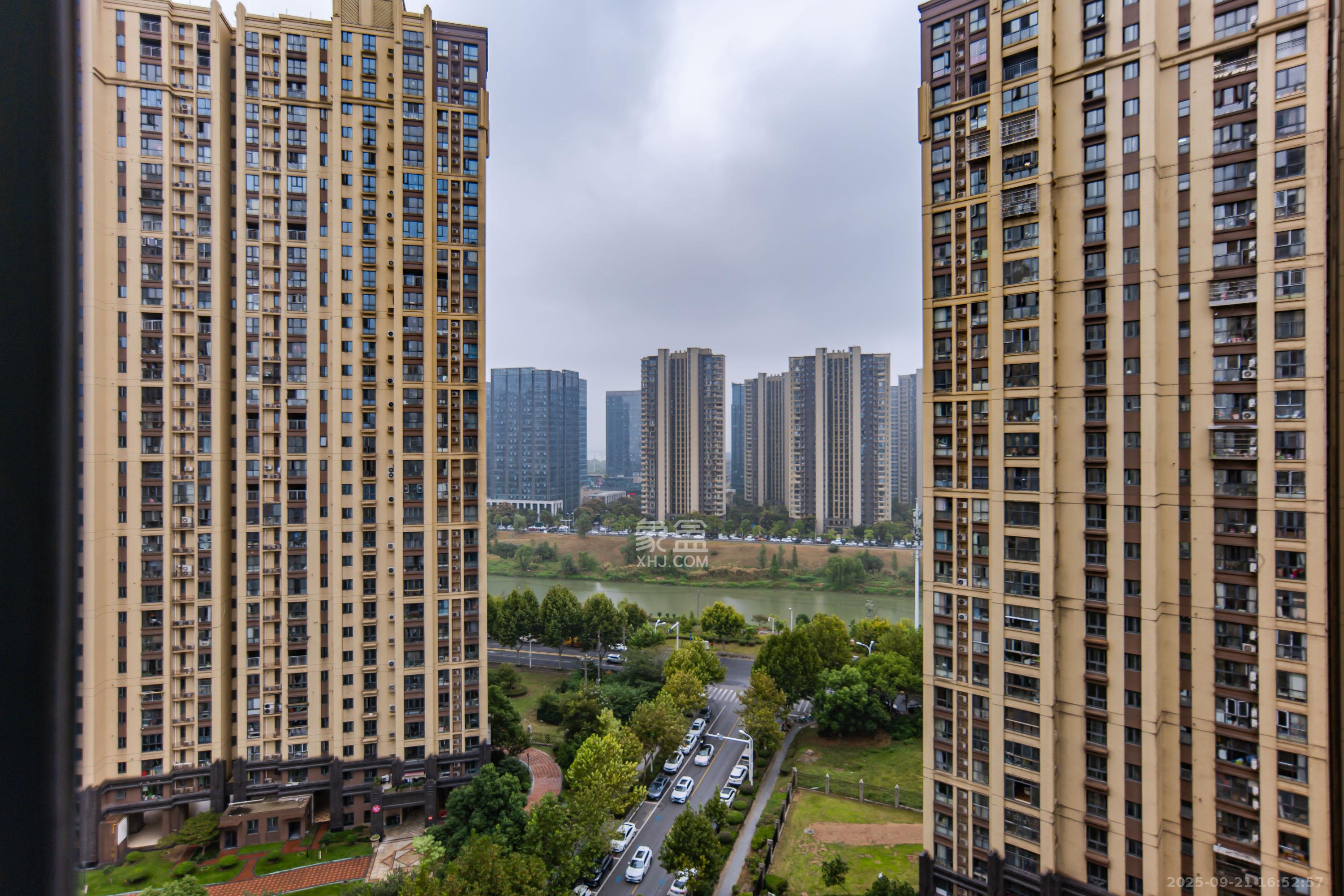 兰亭湾畔  3室2厅2卫    119.0万其他