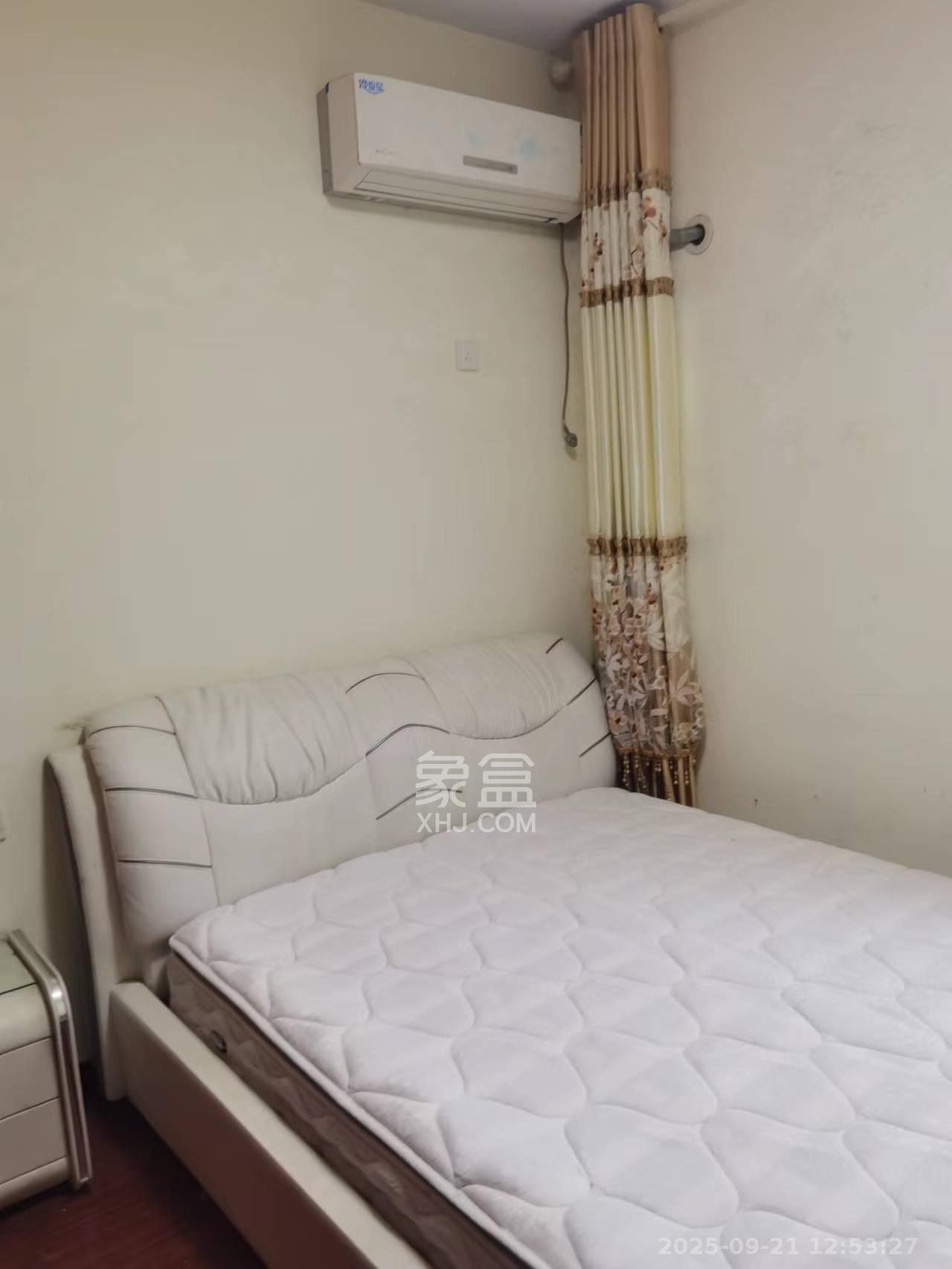 山水印象(愿景想山) 3室2厅1卫 1300.0元/月 山水印象(愿景想山) 3室2厅1卫 1300.0元/月室内图