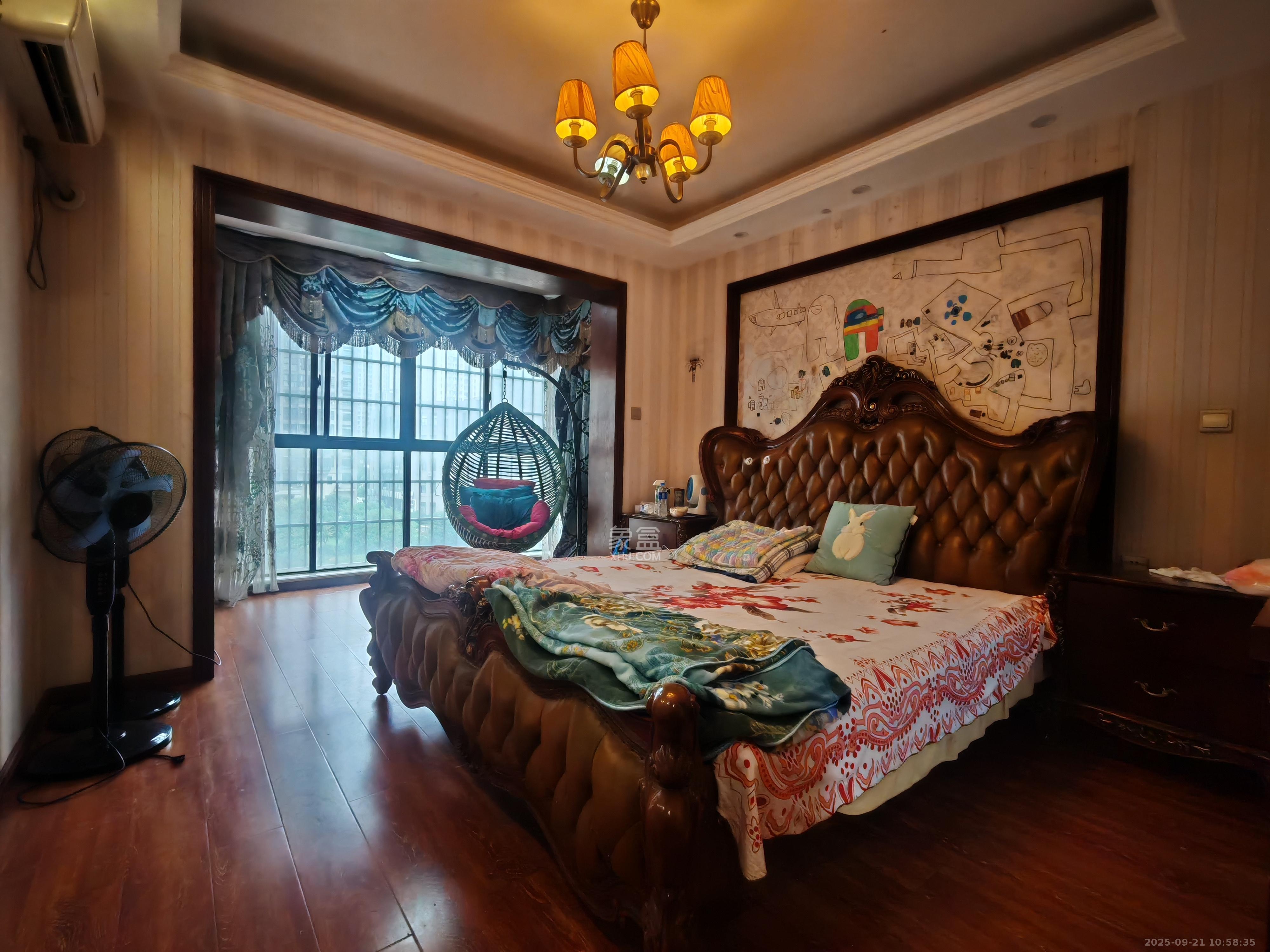 花样年华 4室2厅2卫 1800.0元/月 花样年华 4室2厅2卫 1800.0元/月室内图