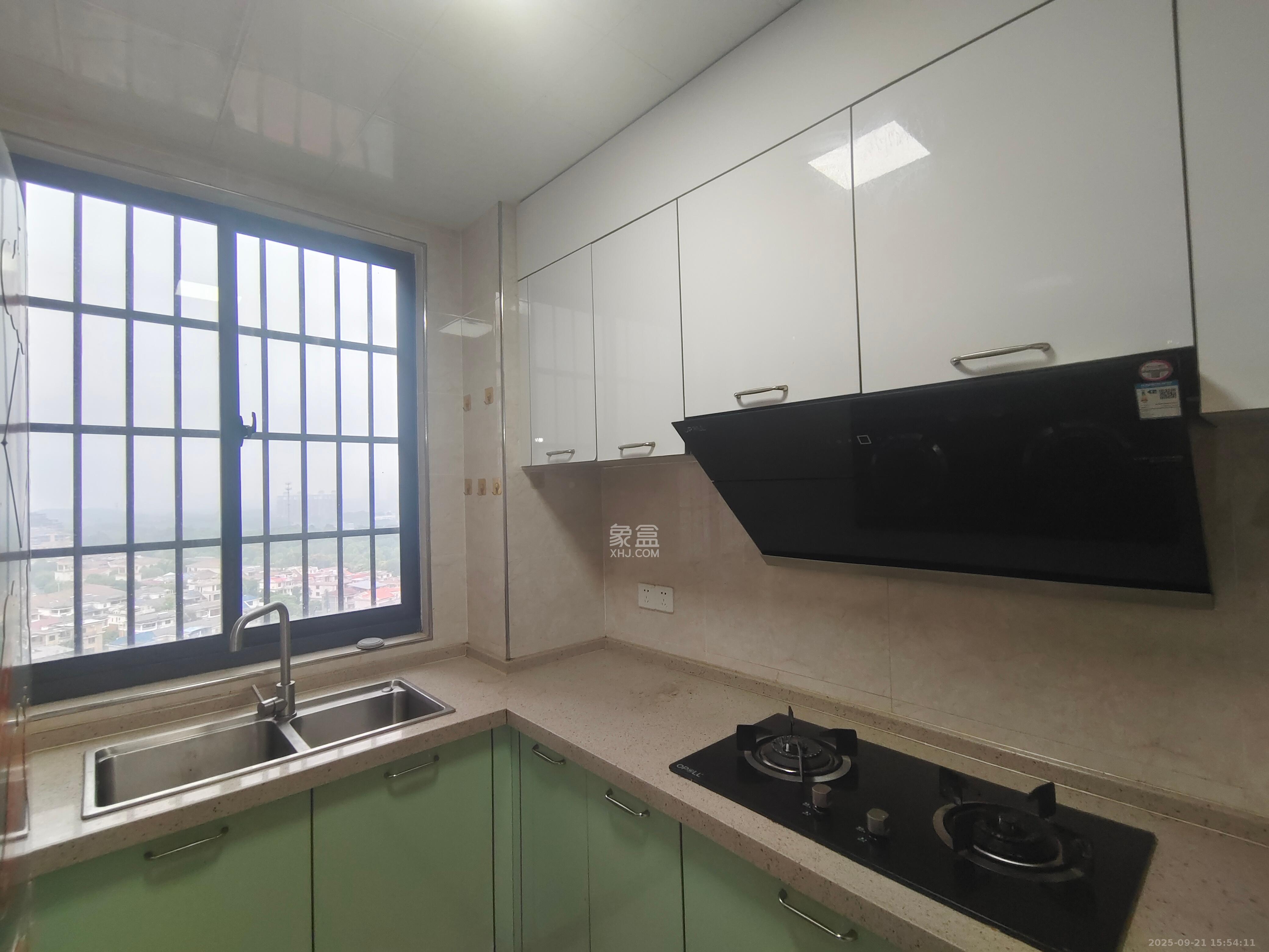 丰源国际 1室0厅0卫 2100.0元/月 丰源国际 1室0厅0卫 2100.0元/月室内图