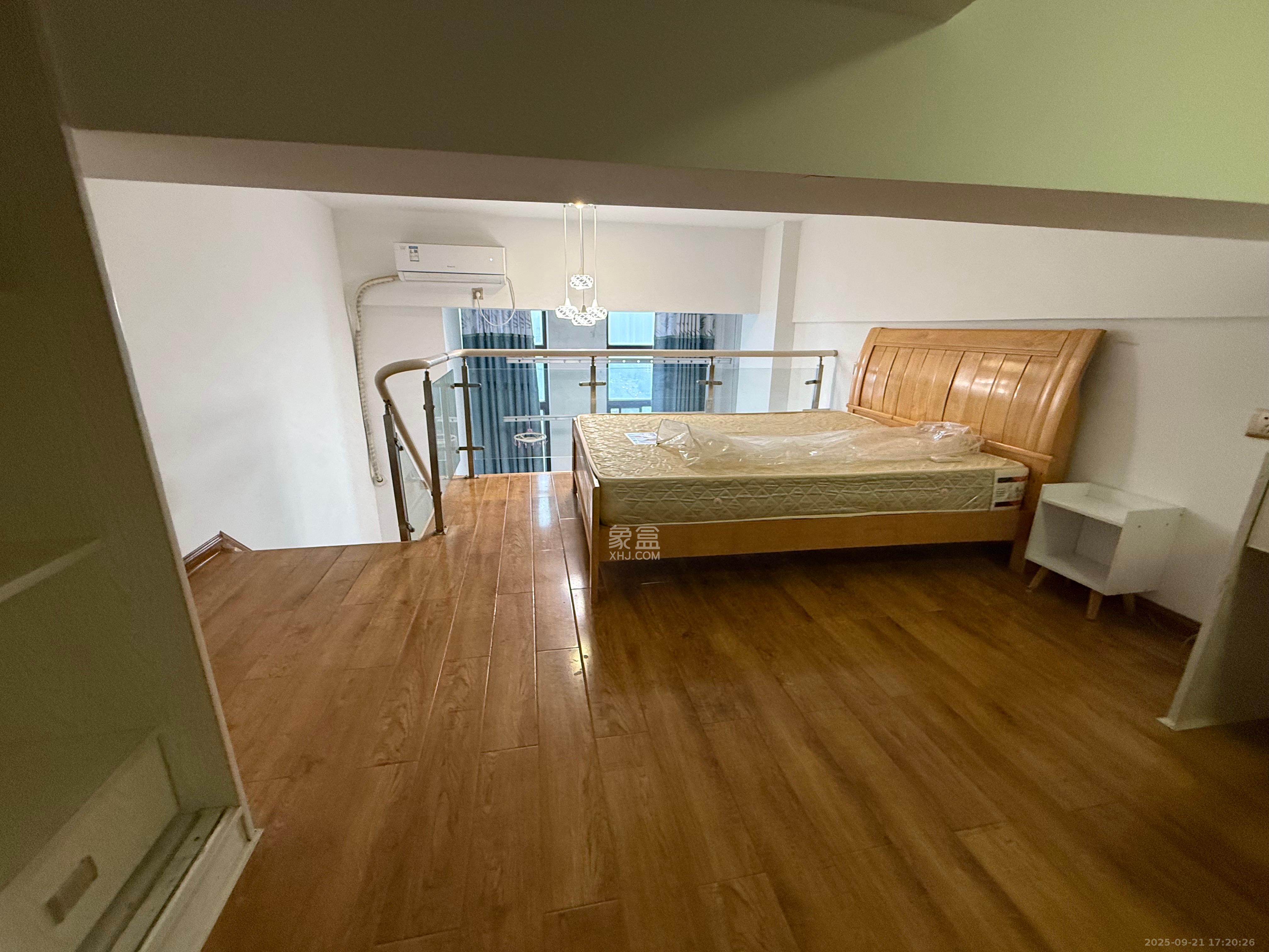 MOMA当代广场 1室1厅1卫 1300.0元/月 MOMA当代广场 1室1厅1卫 1300.0元/月室内图