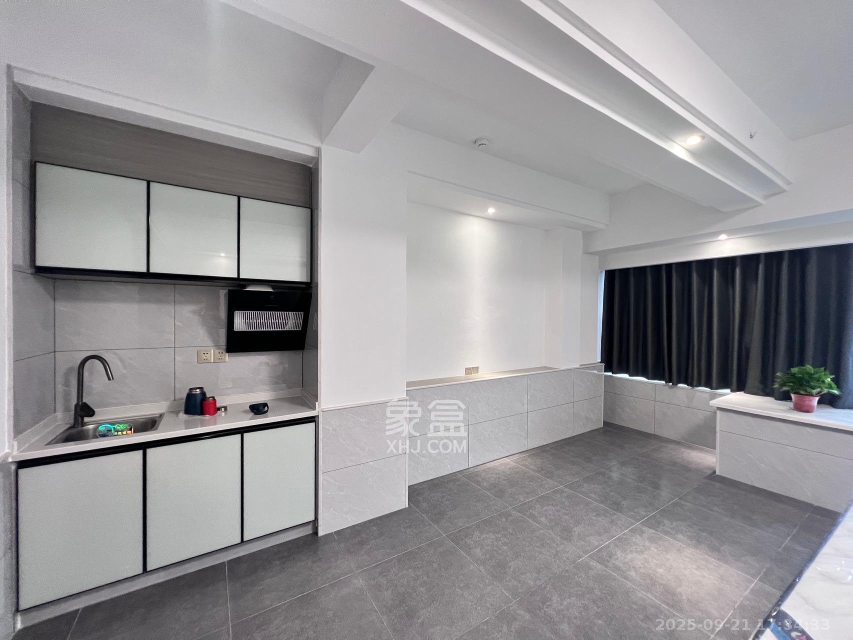 裕天国际商汇中心 1室1厅1卫 1400.0元/月 裕天国际商汇中心 1室1厅1卫 1400.0元/月室内图