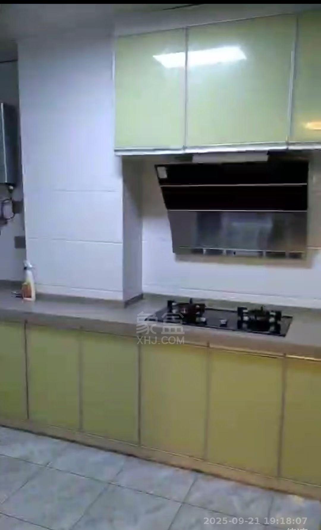 武广国际学苑 3室2厅1卫 2100.0元/月 武广国际学苑 3室2厅1卫 2100.0元/月室内图