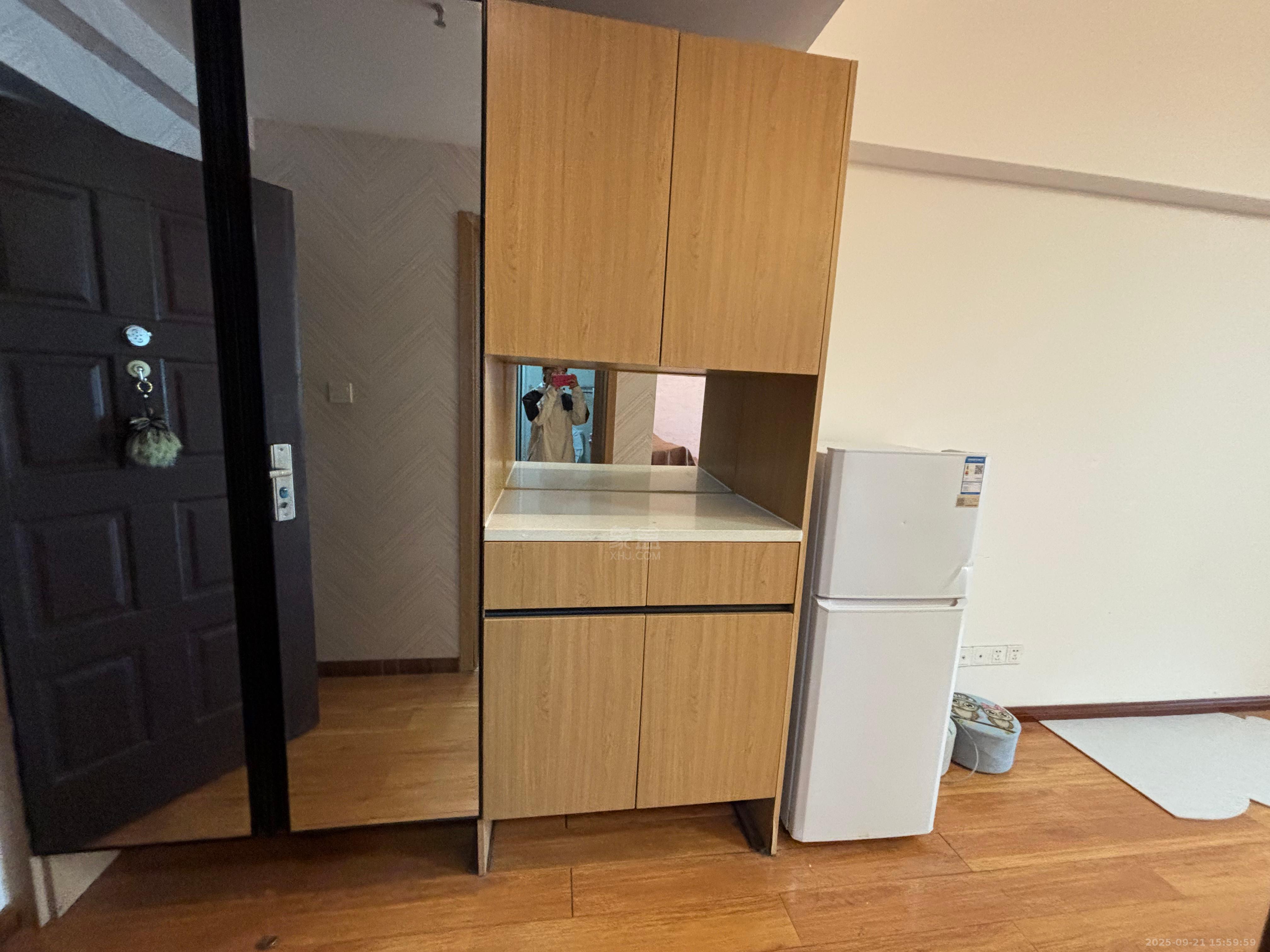 中泰财富湘江 1室1厅1卫 1200.0元/月 中泰财富湘江 1室1厅1卫 1200.0元/月室内图