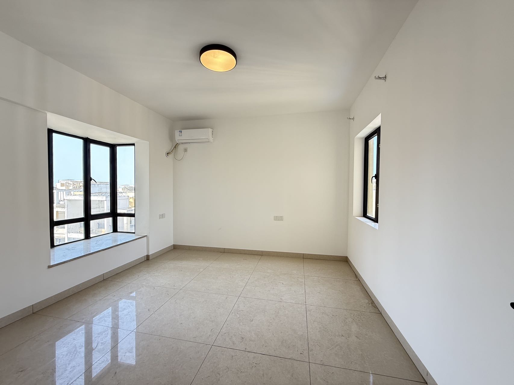 时代城永秀一期 3室2厅1卫 95.0万 时代城永秀一期 3室2厅1卫 95.0万客厅