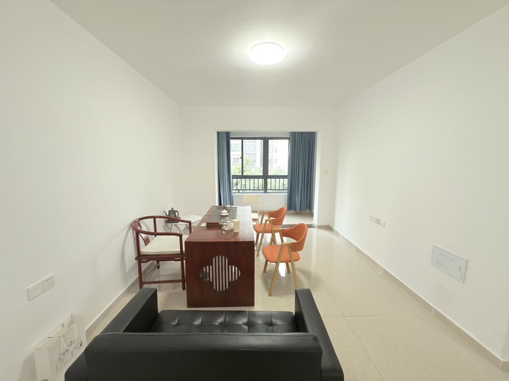 坡巷雅苑 3室1厅1卫 2500.0元/月 坡巷雅苑 3室1厅1卫 2500.0元/月室内图