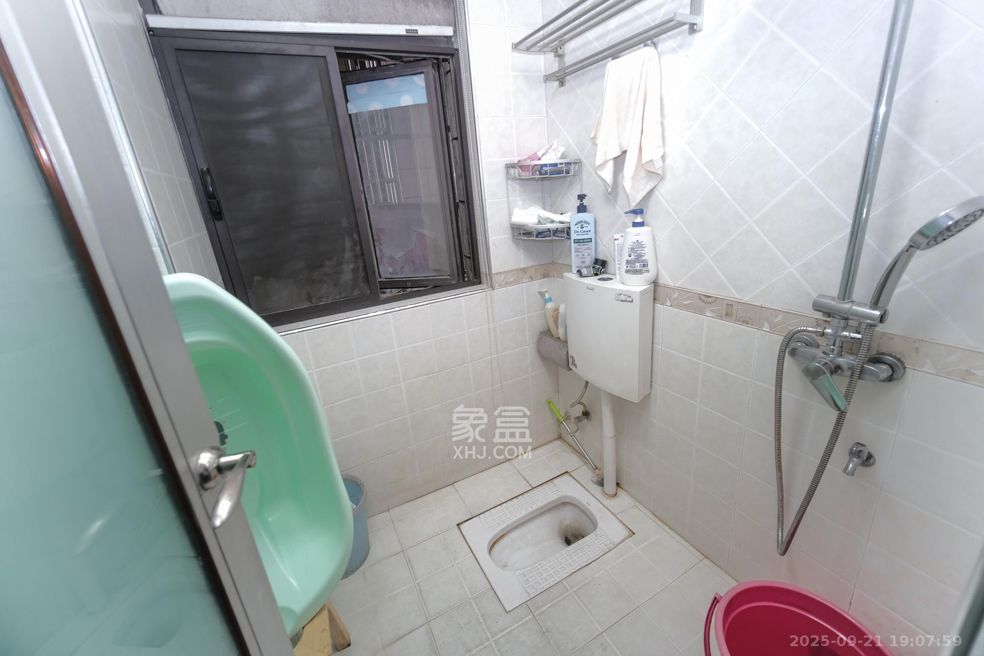 好望谷 2室1厅1卫 44.0万 好望谷 2室1厅1卫 44.0万卫生间