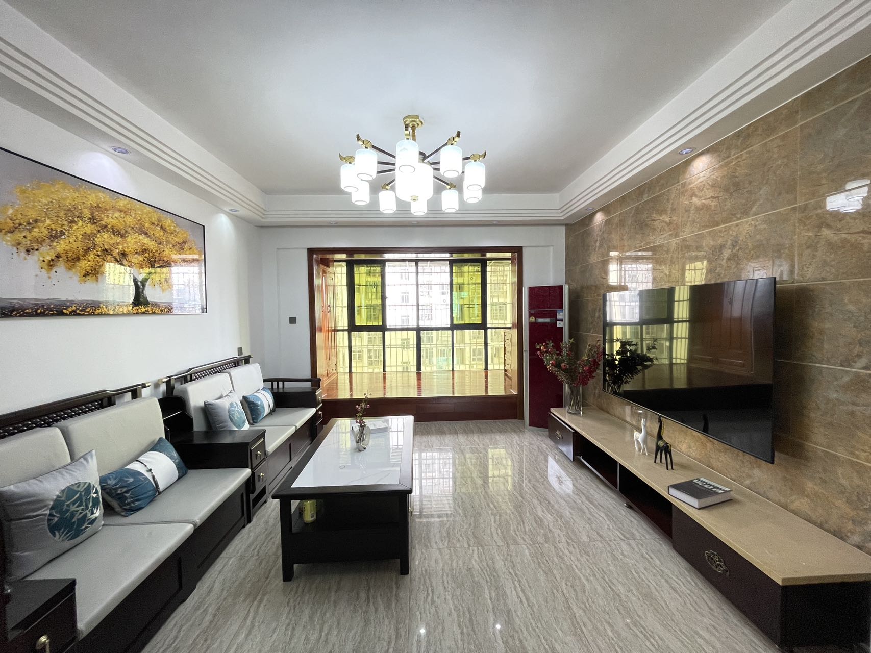 宝泰温泉花园 2室2厅1卫 99.0万 宝泰温泉花园 2室2厅1卫 99.0万室内图