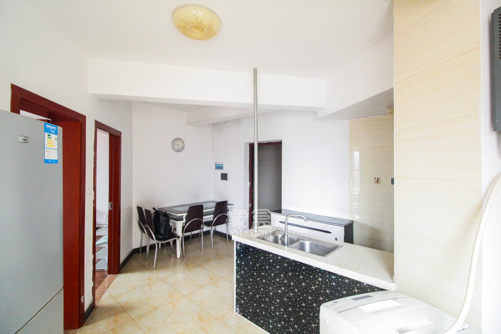 万象美域 2室1厅1卫 1600.0元/月 万象美域 2室1厅1卫 1600.0元/月室内图