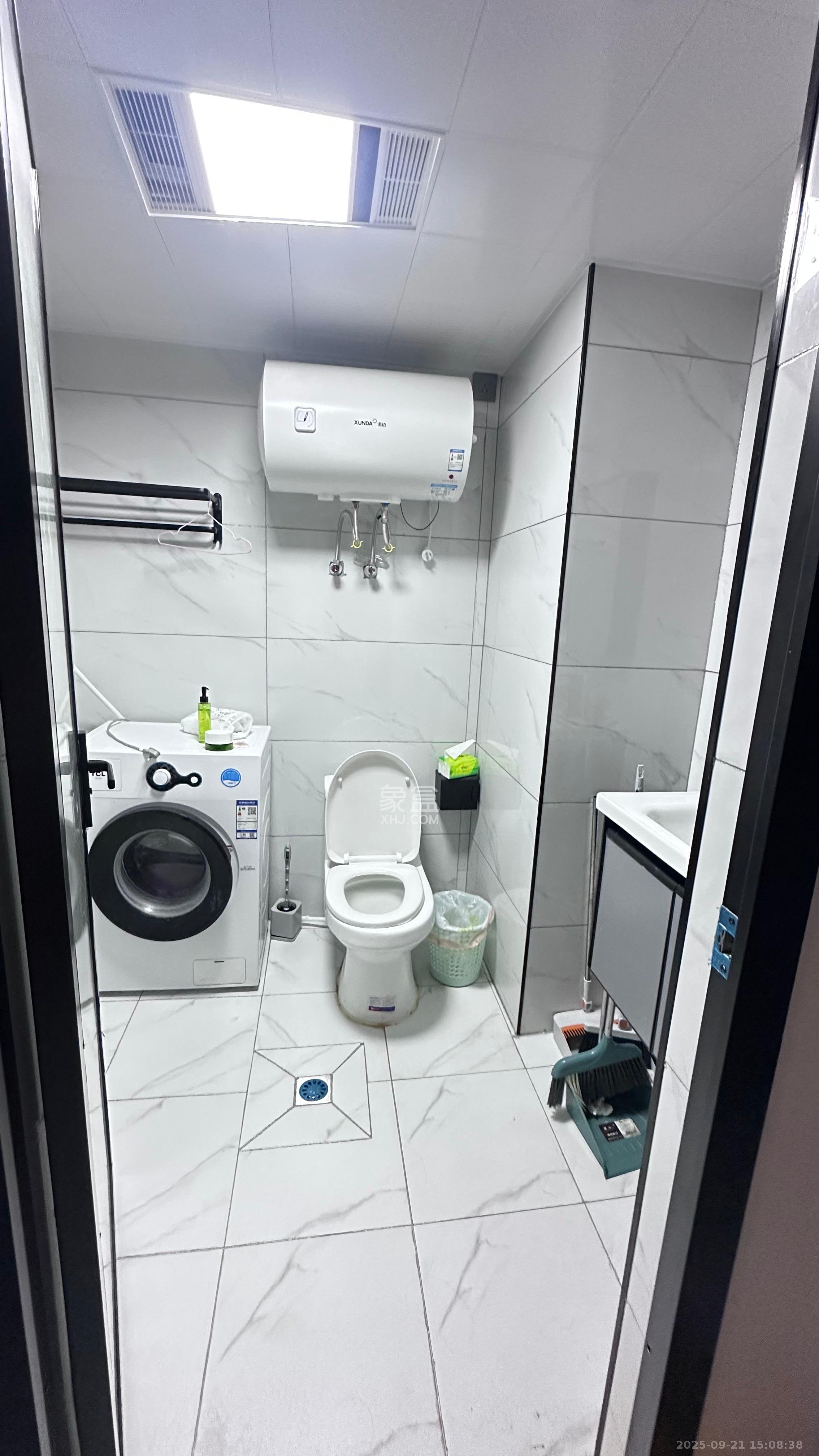 明城国际  1室1厅1卫    2700.0元/月室内图