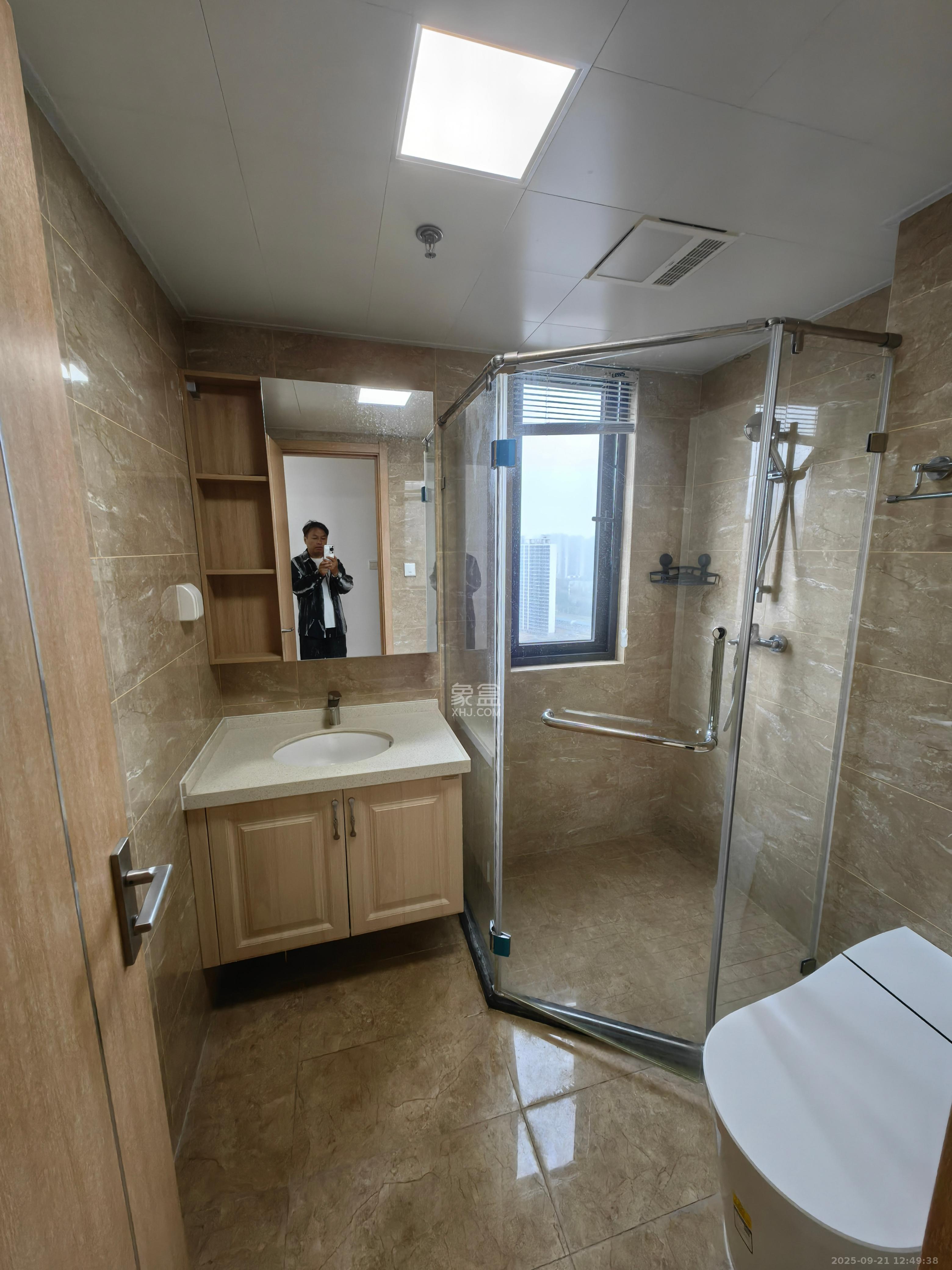 万润滨江天著 4室2厅2卫 3500.0元/月 万润滨江天著 4室2厅2卫 3500.0元/月室内图